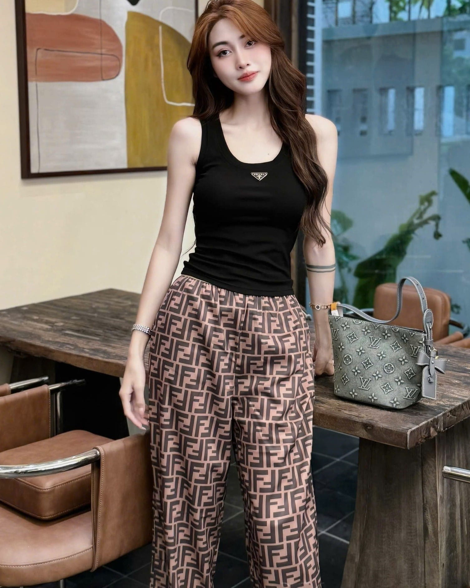 Quần suông lụa dài nâu phối lưng vàng Fendi 6