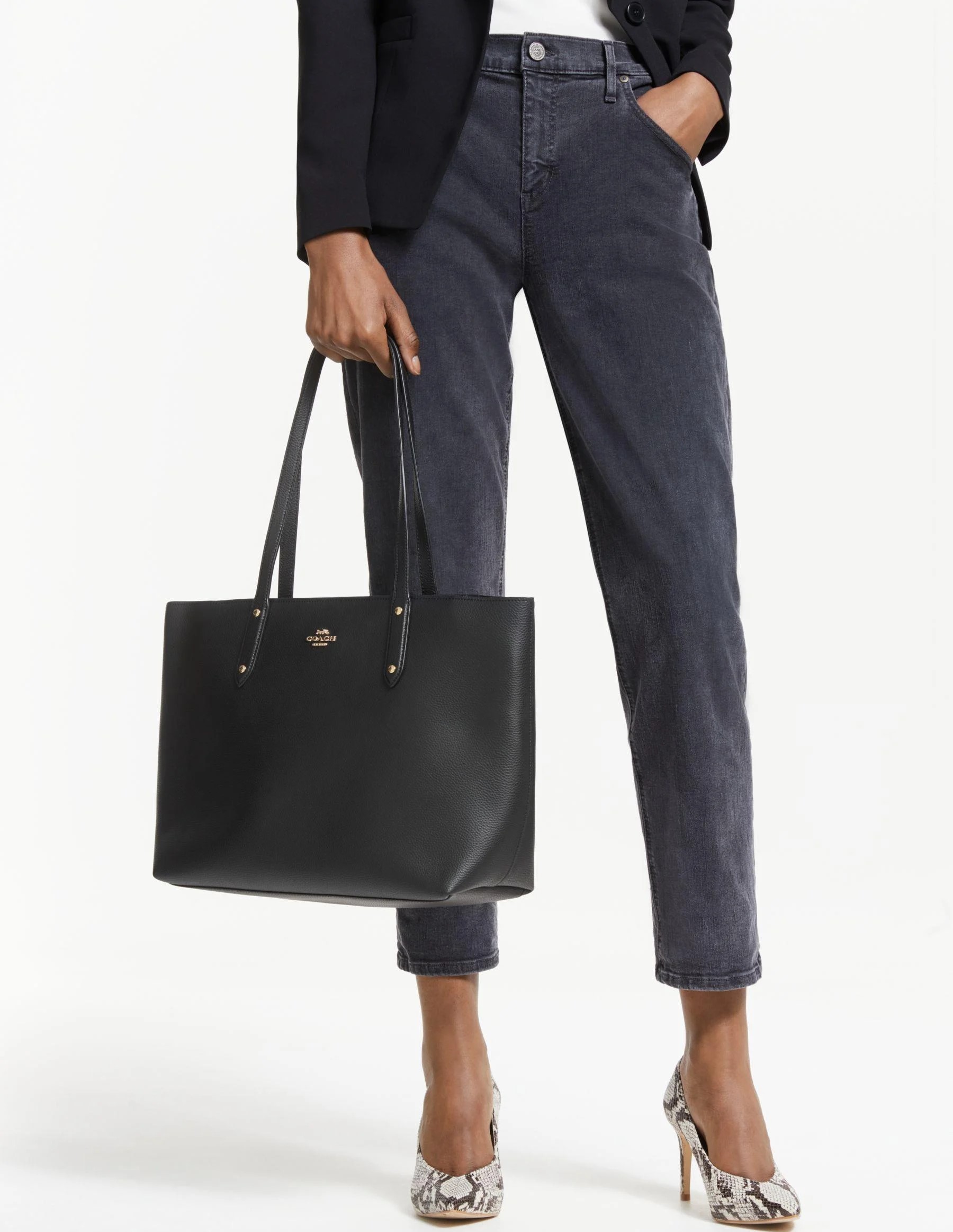 Túi đeo vai Coach Central Tote With Zip Black 69424 1