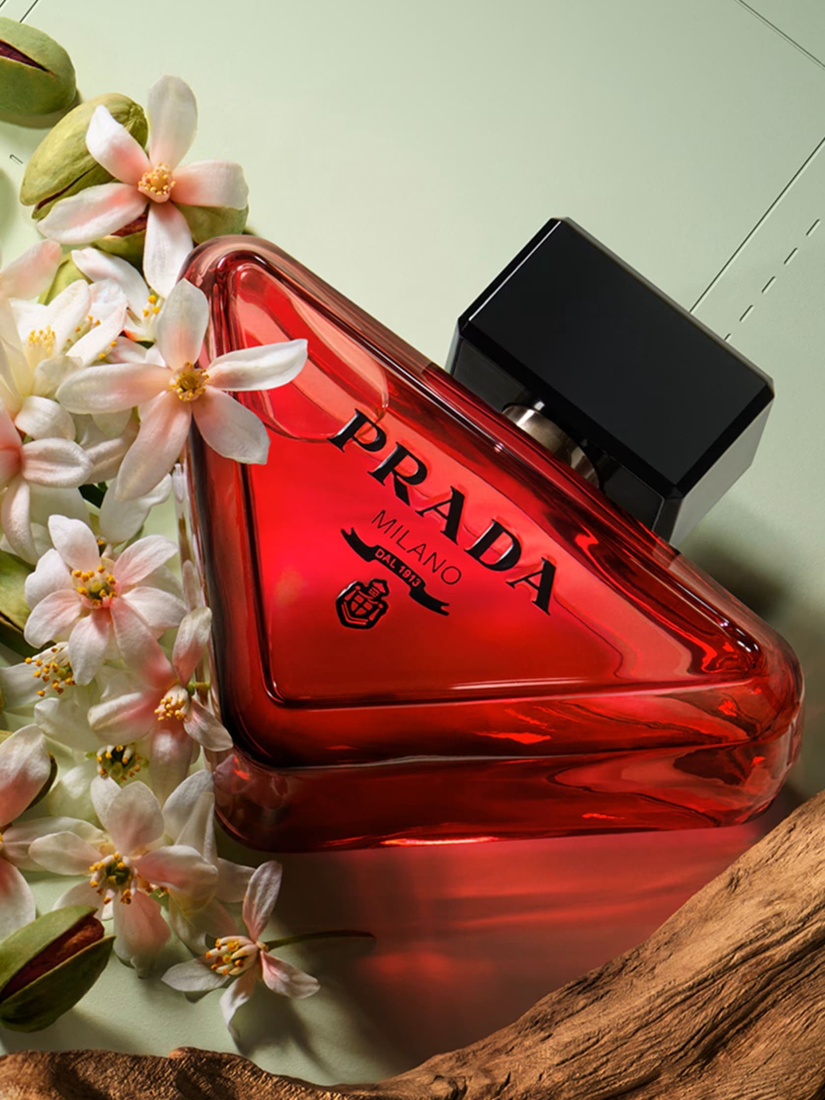 Nước hoa Prada Paradoxe Radical Essence Parfum 8