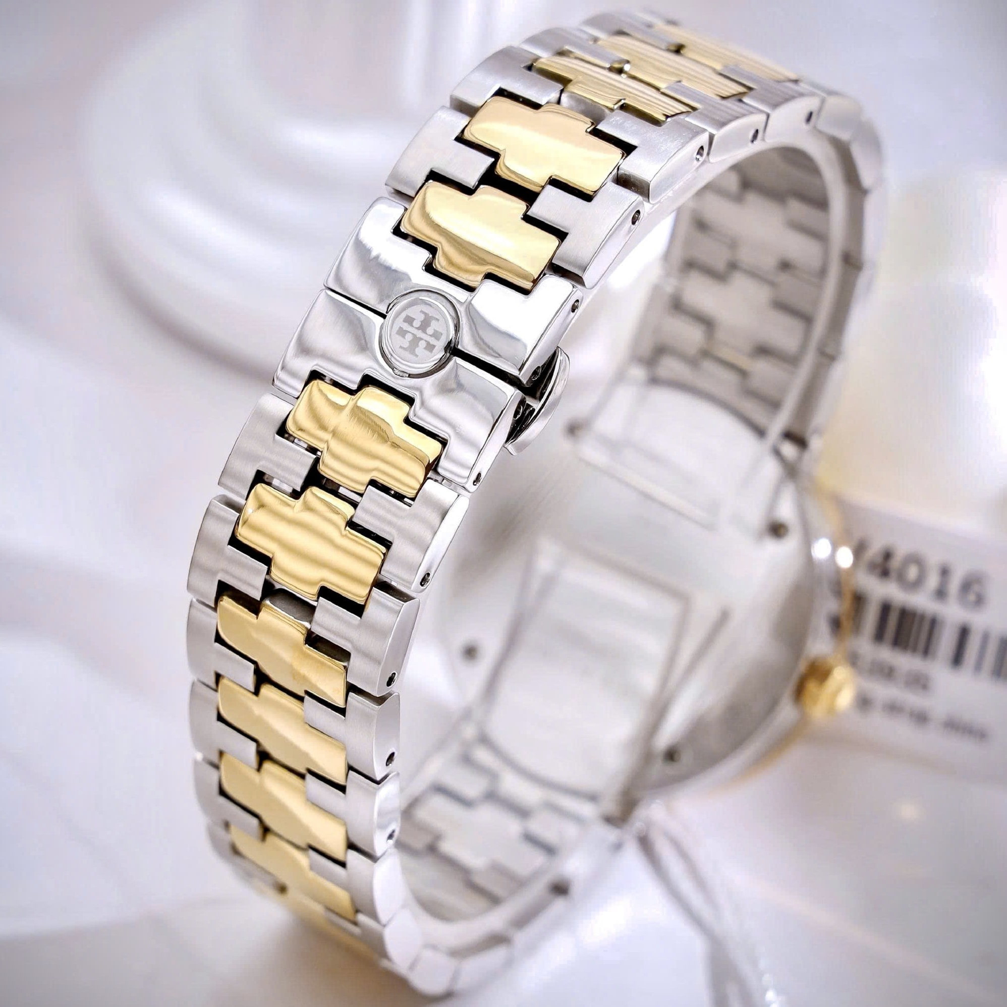 Đồng hồ nữ Tory Burch Reva Watch Two-tone Gold Stainless Steel TBW4016 13
