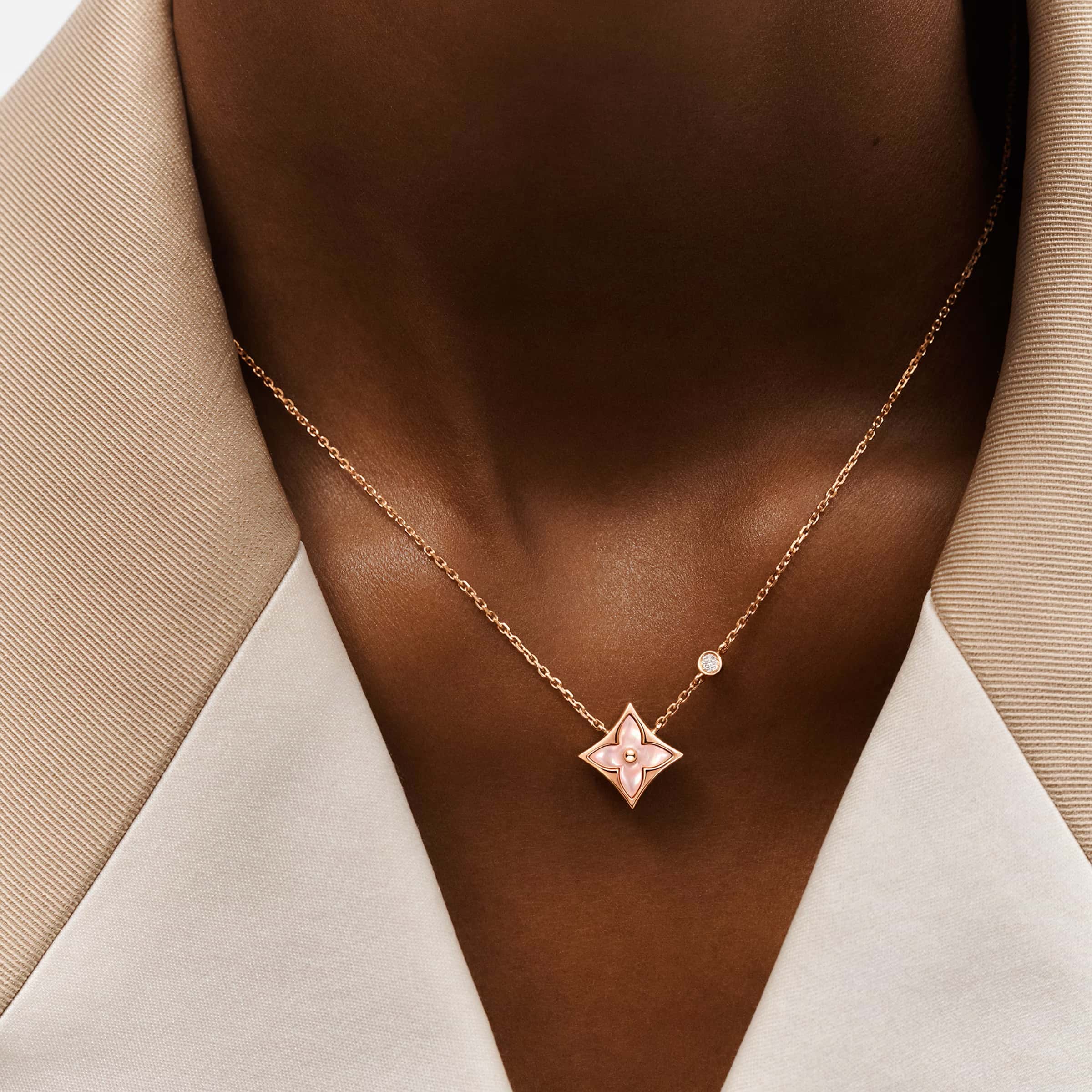 Dây Chuyền LV Louis Vuitton Color Blossom Star BB Pendant Pink Gold Pink Mother Of Pearl and Diamond Q93612 2