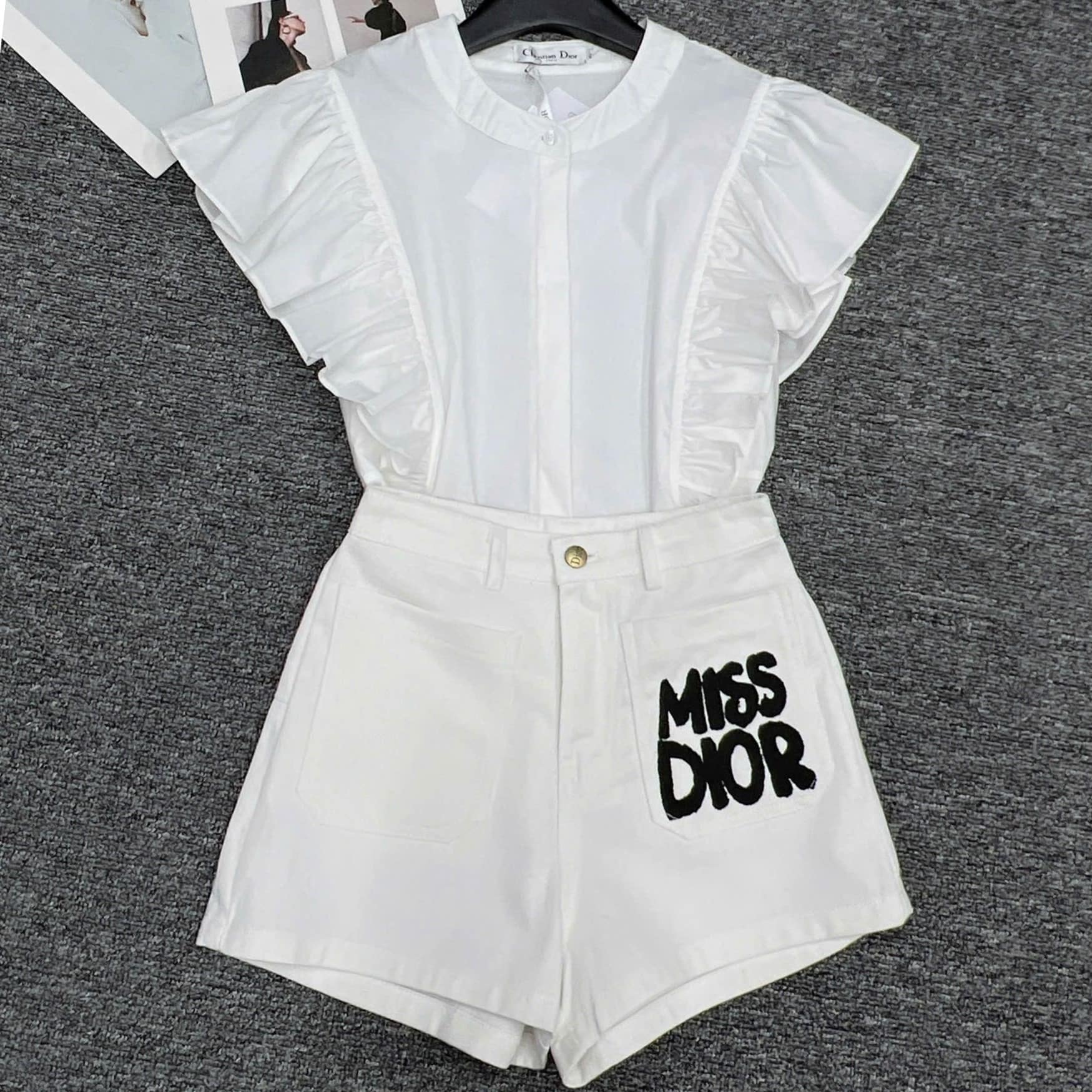 Set áo trắng bèo quần short Miss Dior 8