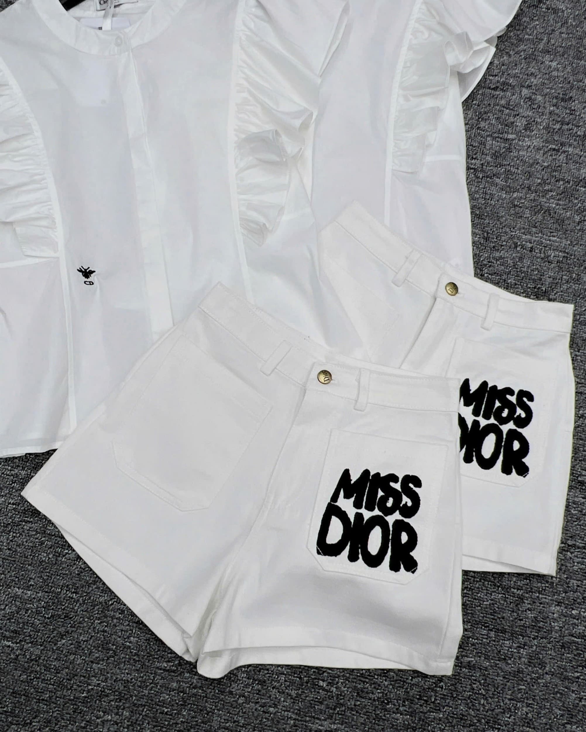 Set áo trắng bèo quần short Miss Dior 10