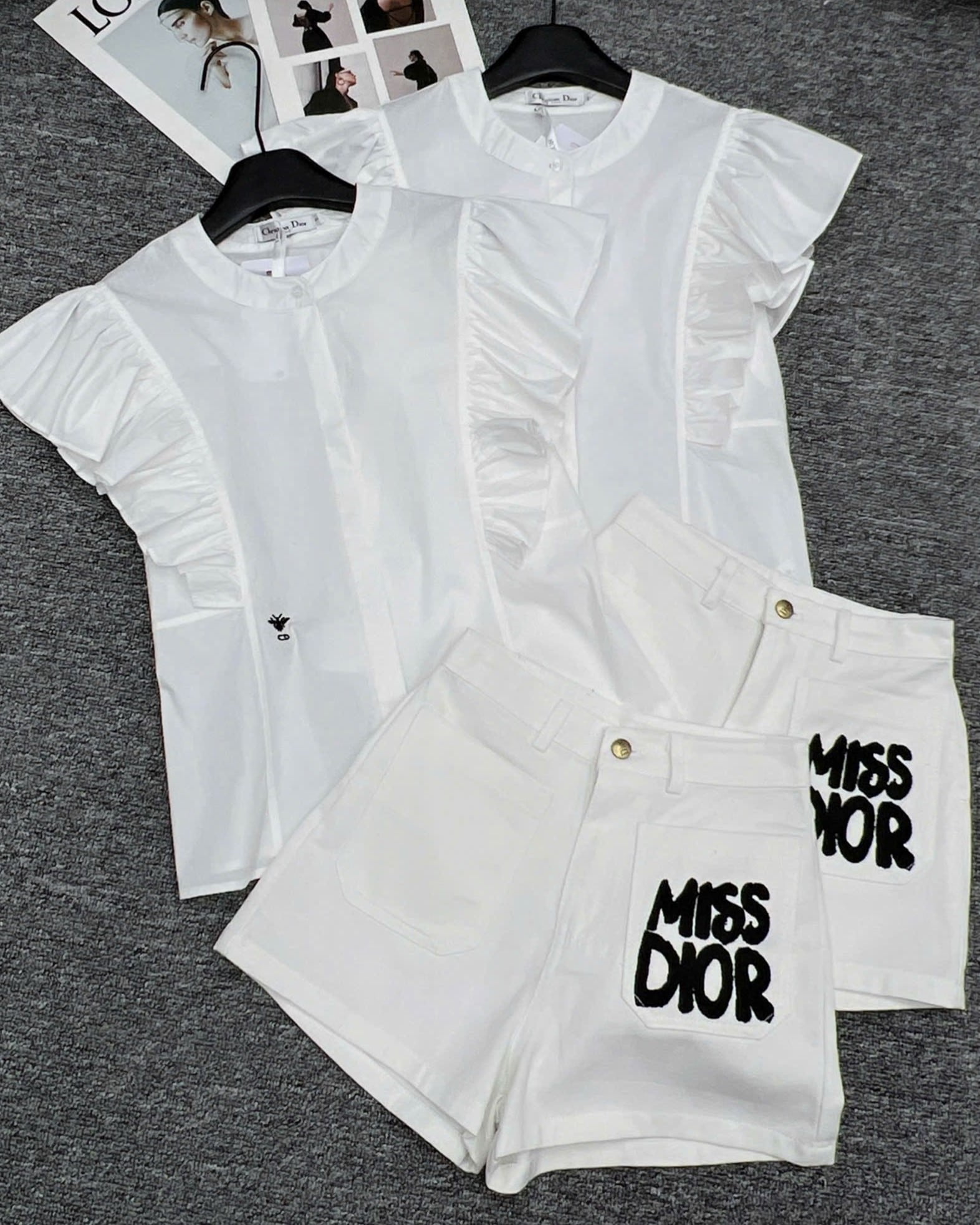 Set áo trắng bèo quần short Miss Dior 7