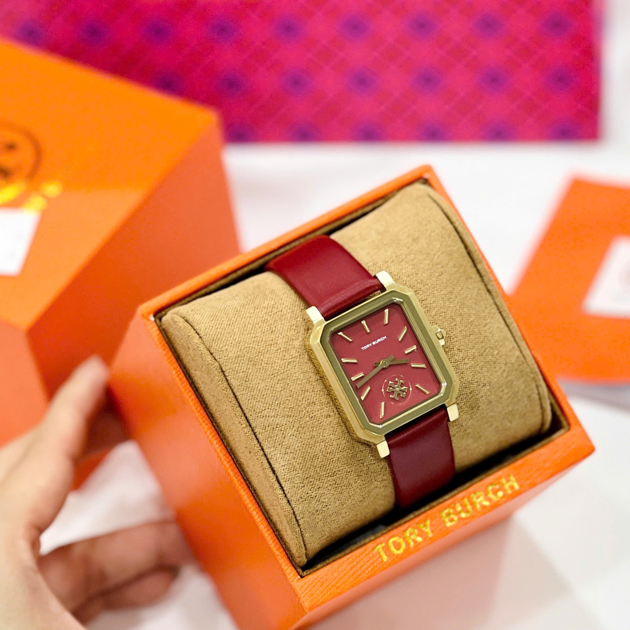 Đồng hồ Tory Burch Robinson Womens Quartz Watch with Red Dial and Red Leather Strap TBW1505 1
