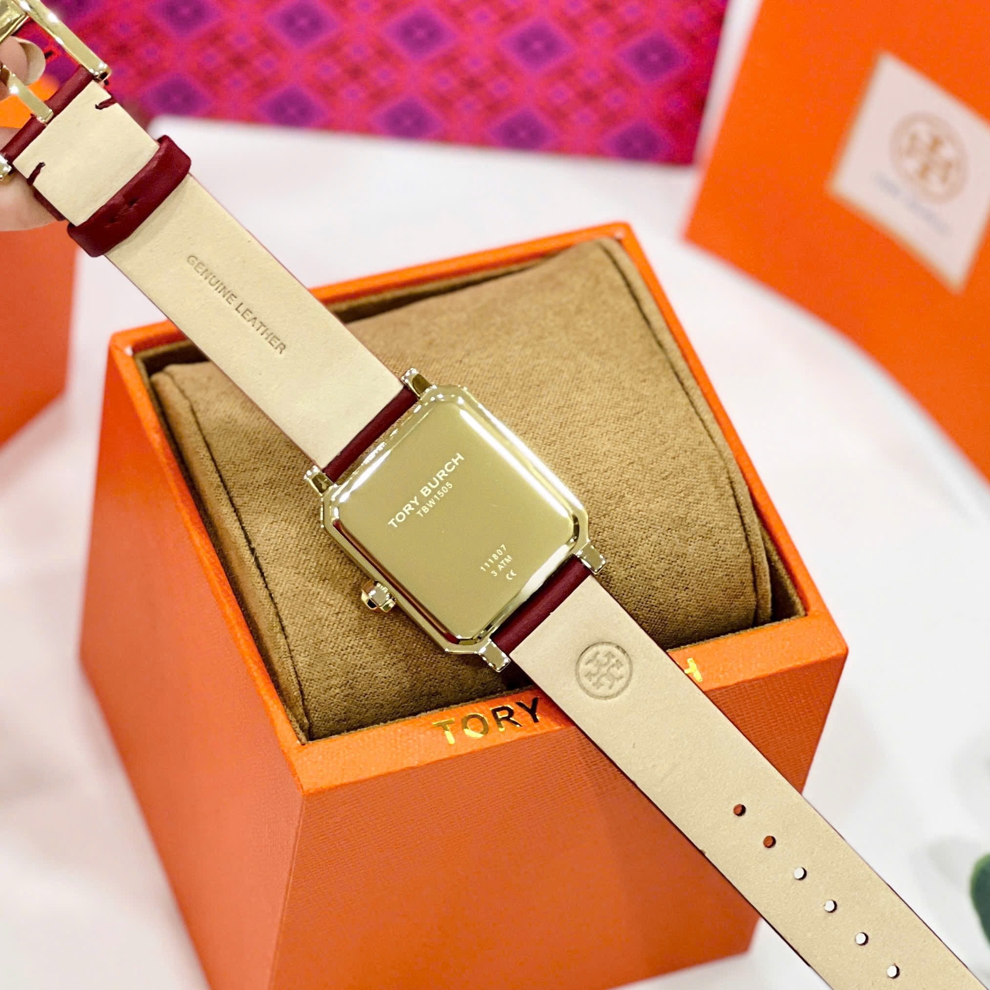 Đồng hồ Tory Burch Robinson Womens Quartz Watch with Red Dial and Red Leather Strap TBW1505 6