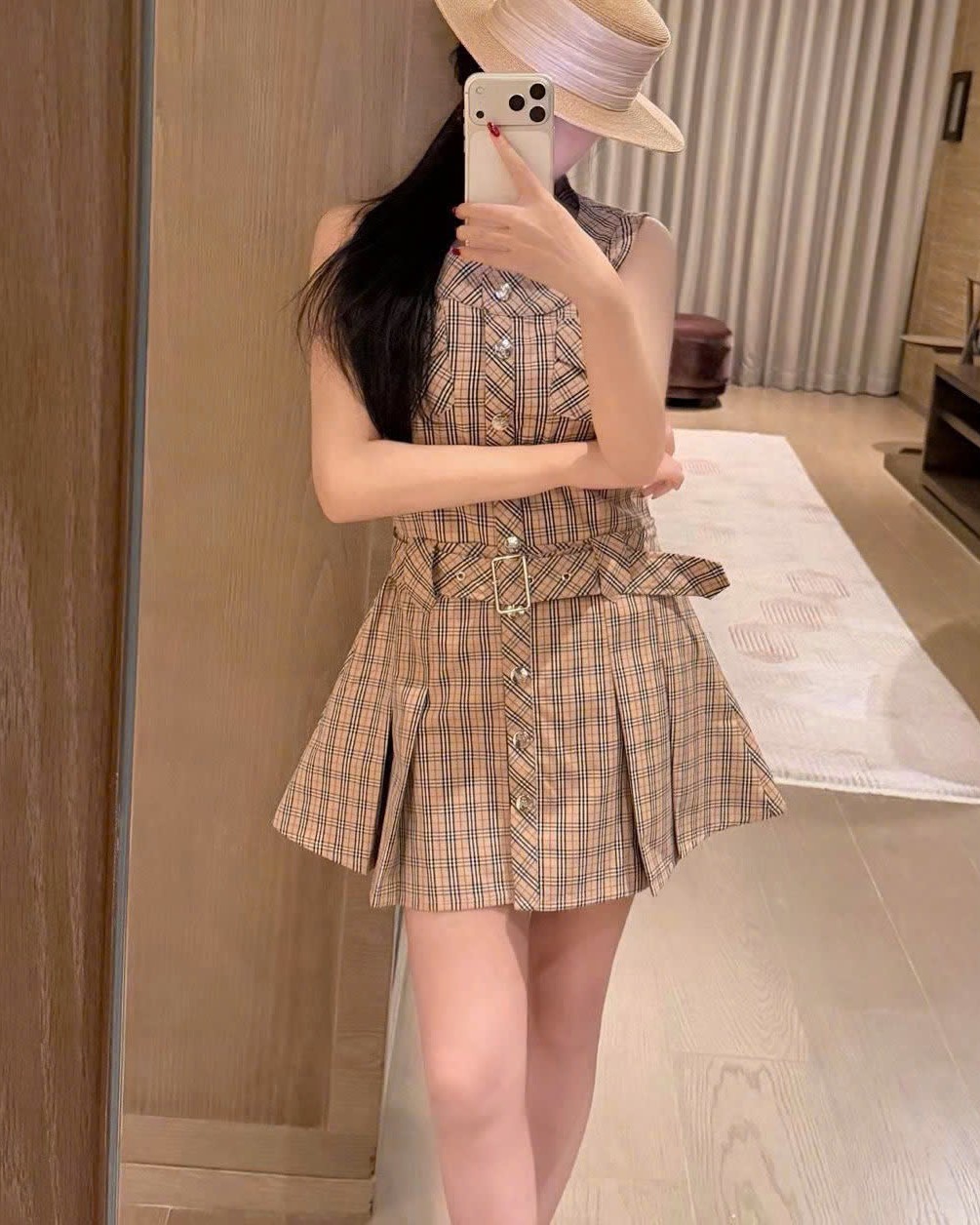 Áo đầm nữ Burberry sát nách dáng váy xòe 3