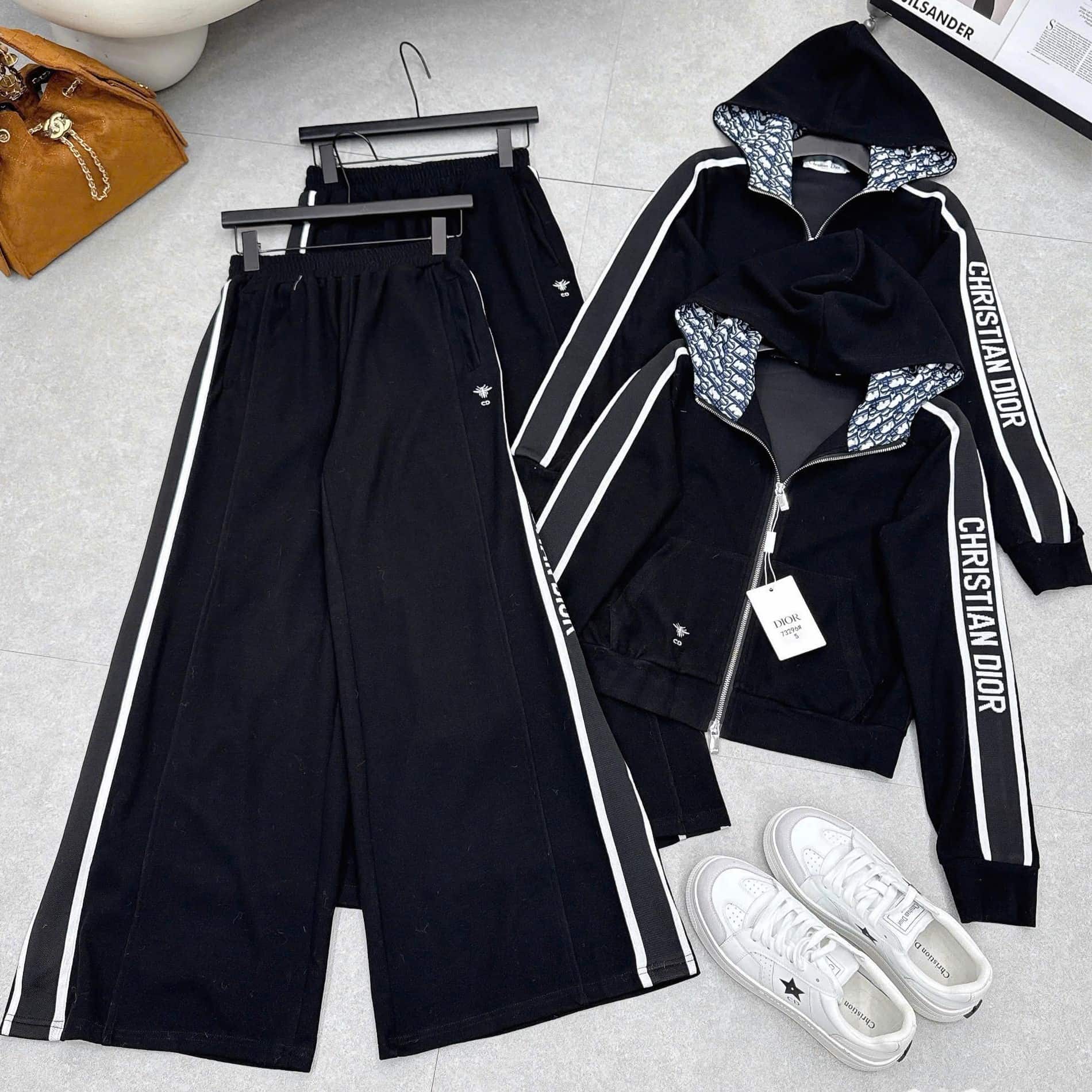 Set bộ đen Dior áo có nón quần dài 10