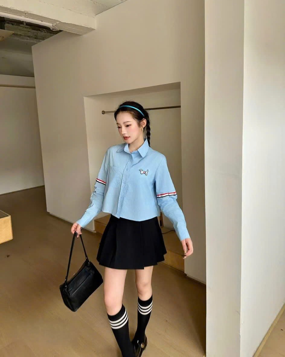 Áo sơ mi tay dài dàng vừa logo chó Thom Browne 12