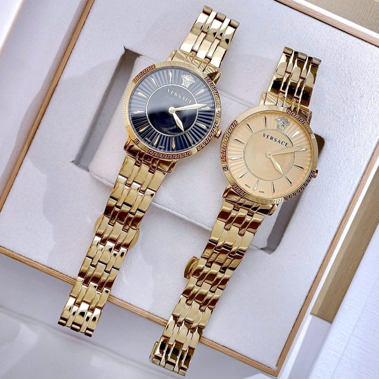 Đồng hồ nữ Versace V-Eternal Lady Bracelet Watch VEJL00722 6