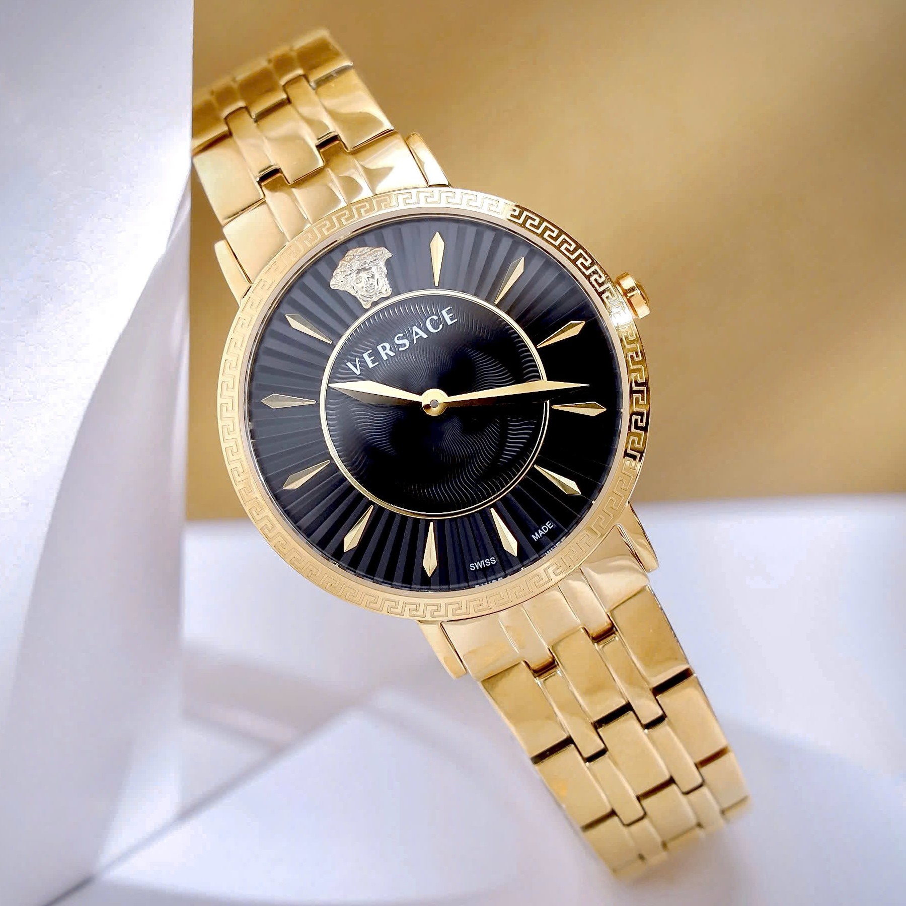 Đồng hồ nữ Versace V-Eternal Lady Bracelet Watch VEJL00722 13