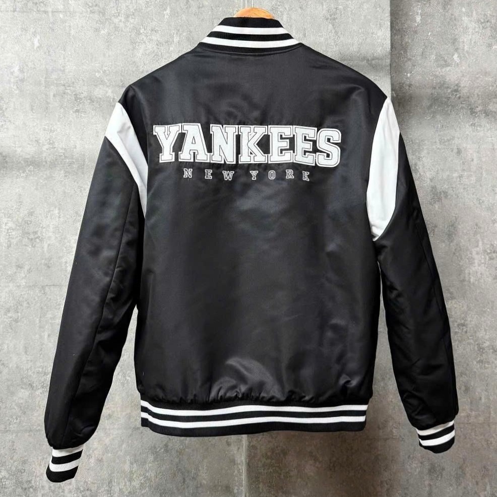 Áo Khoác Bomber New Era Yankees Varsity Jacket Black 10