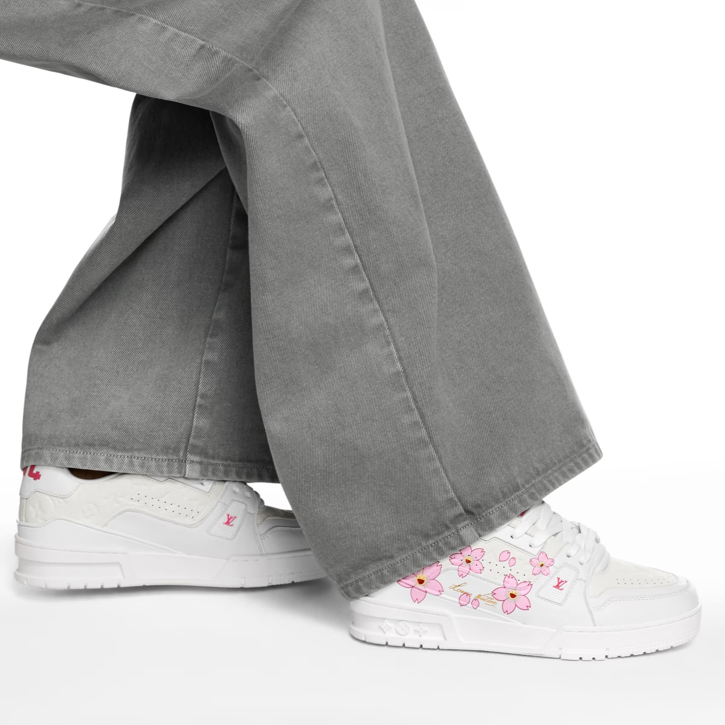 Giày Louis Vuitton LV x TM LV Trainer Sneaker Monogram Flowers 1AGZEP 6