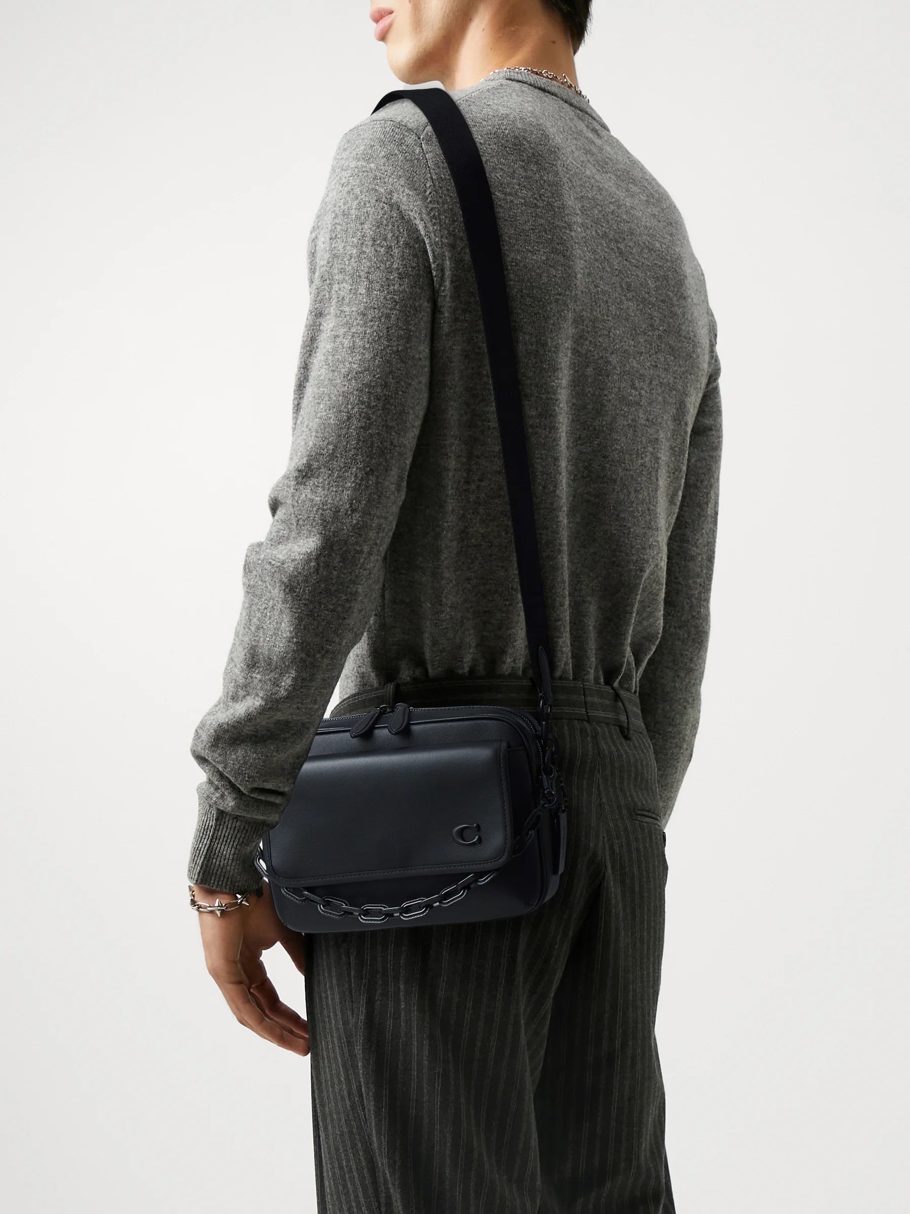 TÚI ĐEO CHÉO NAM COACH CHARTER FLAP CROSSBODY 24 CR725 7