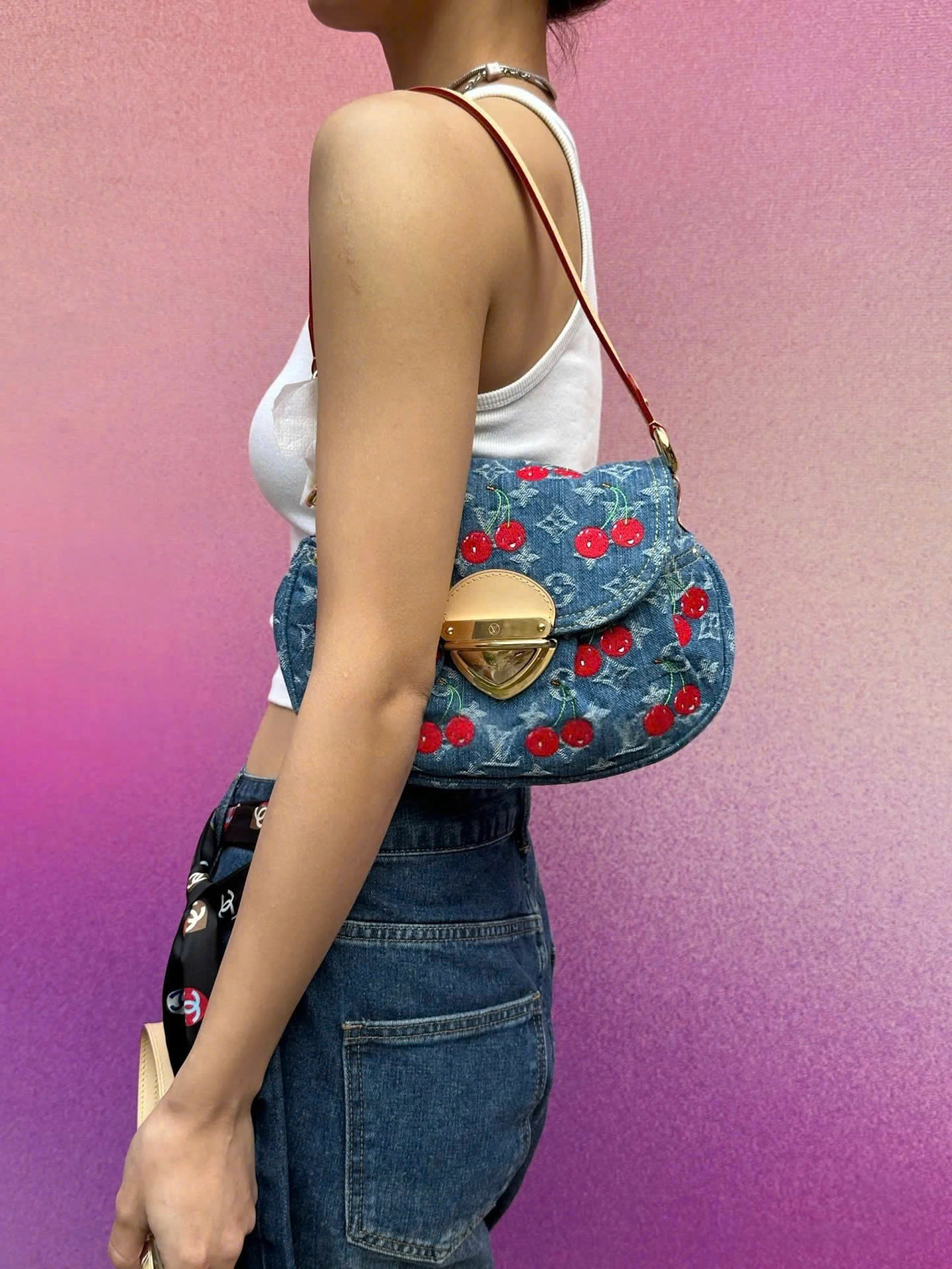 Túi Louis Vuitton LV x TM Sunset Monogram Cherry Denim 17