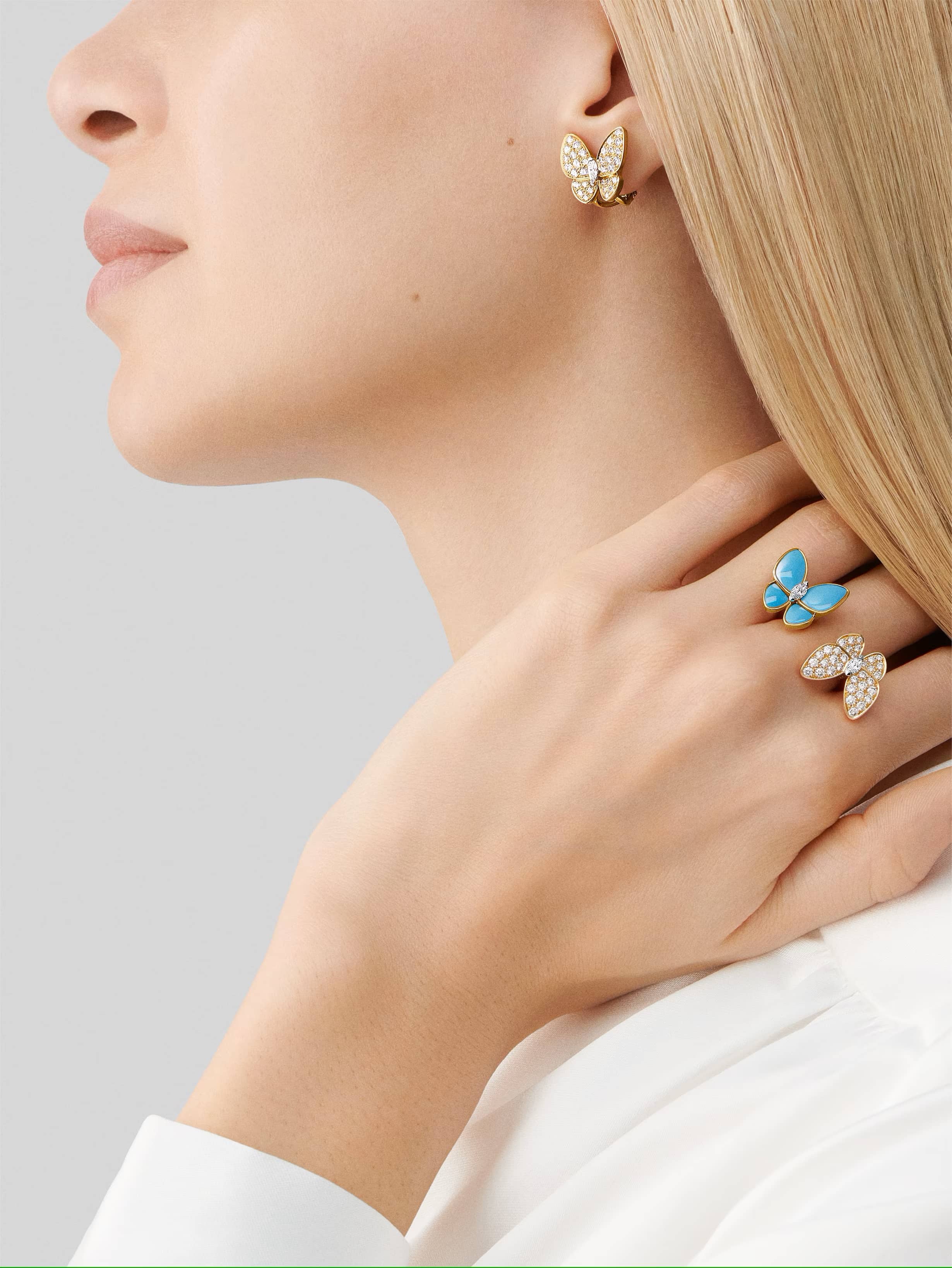Hoa tai Van Cleef & Arpels Two Butterfly Earrings Yellow Gold Turquoise Round Diamonds Rhodium Plated VCARP7US00 3
