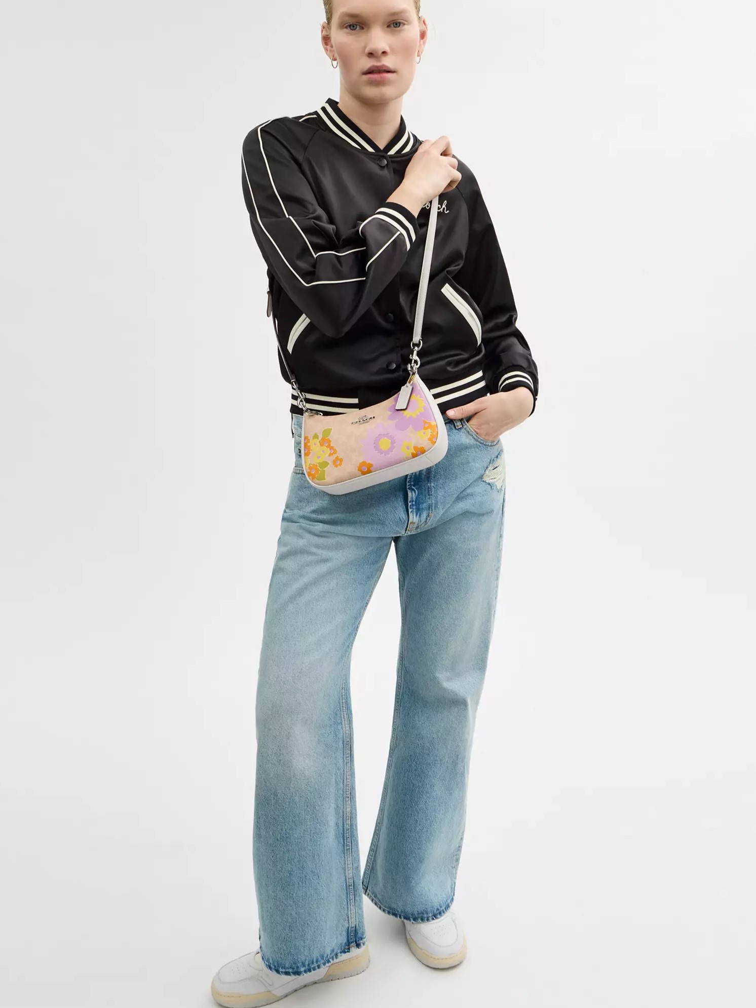 Túi Coach Teri Shoulder Bag In Signature Canvas With Floral Print CBG73 7