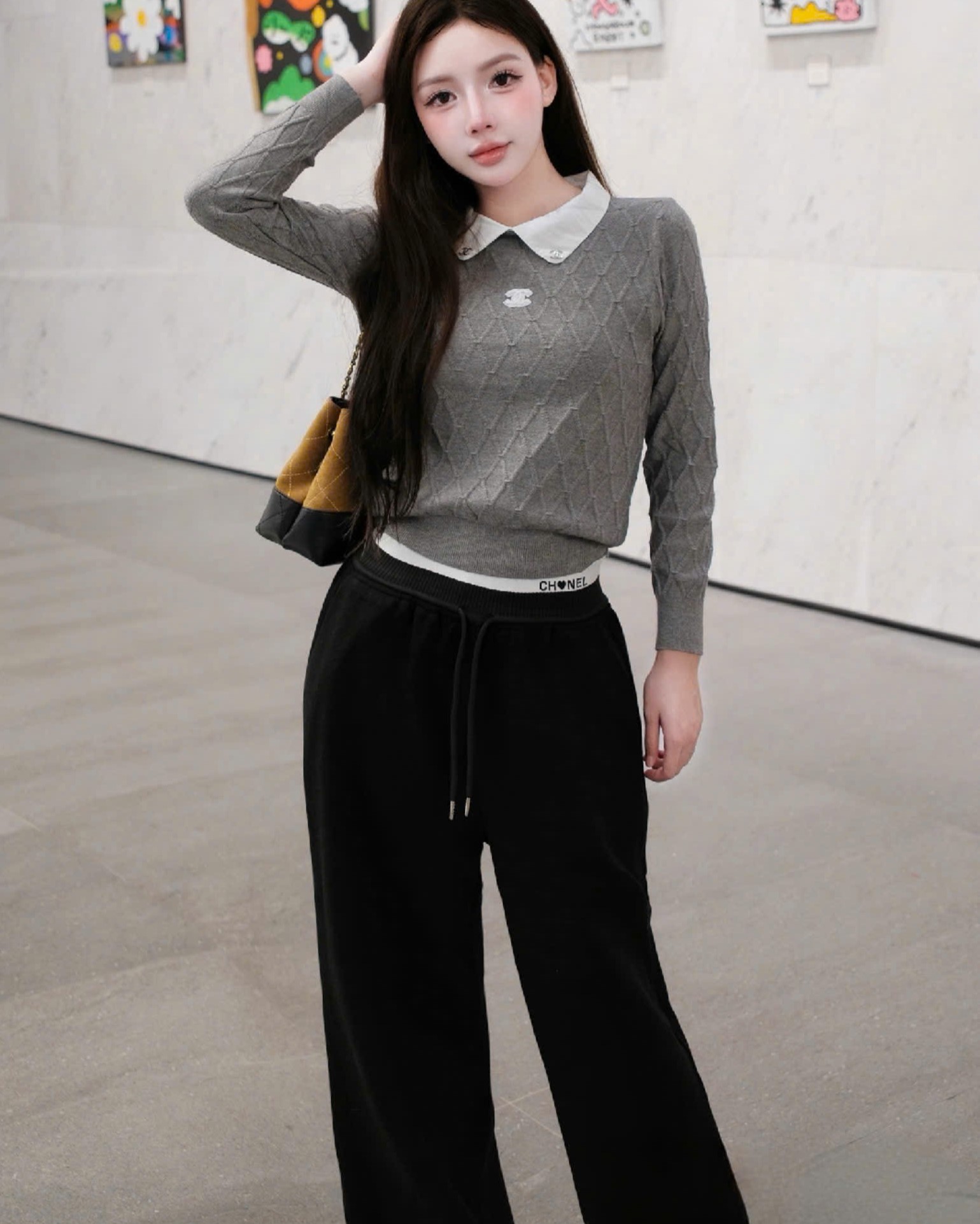 Áo len tay dài xám phối trắng Chanel 4