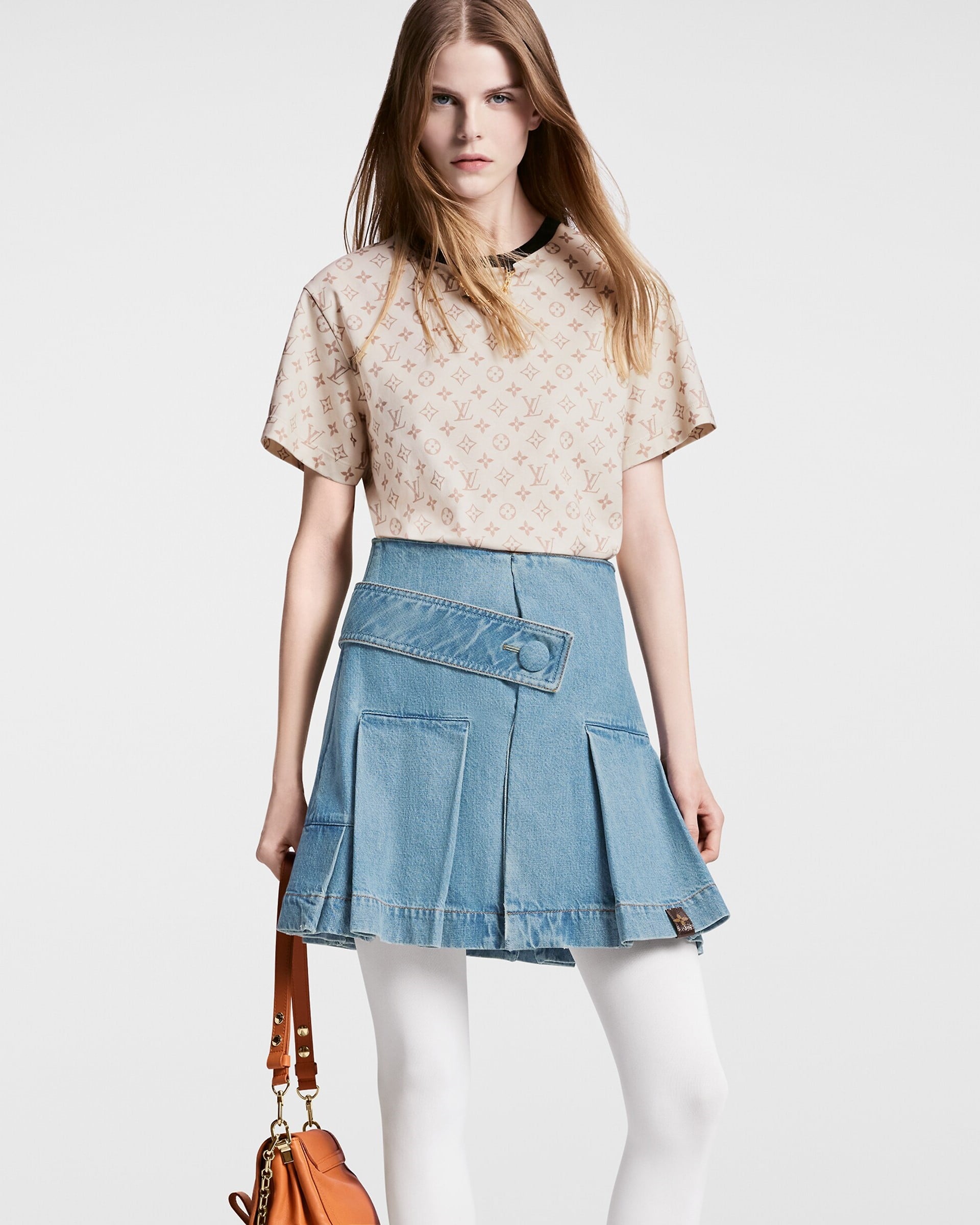 Váy Jeans LV Louis Vuitton Denim Button Tab Pleat Skirt 1AFLXO 1