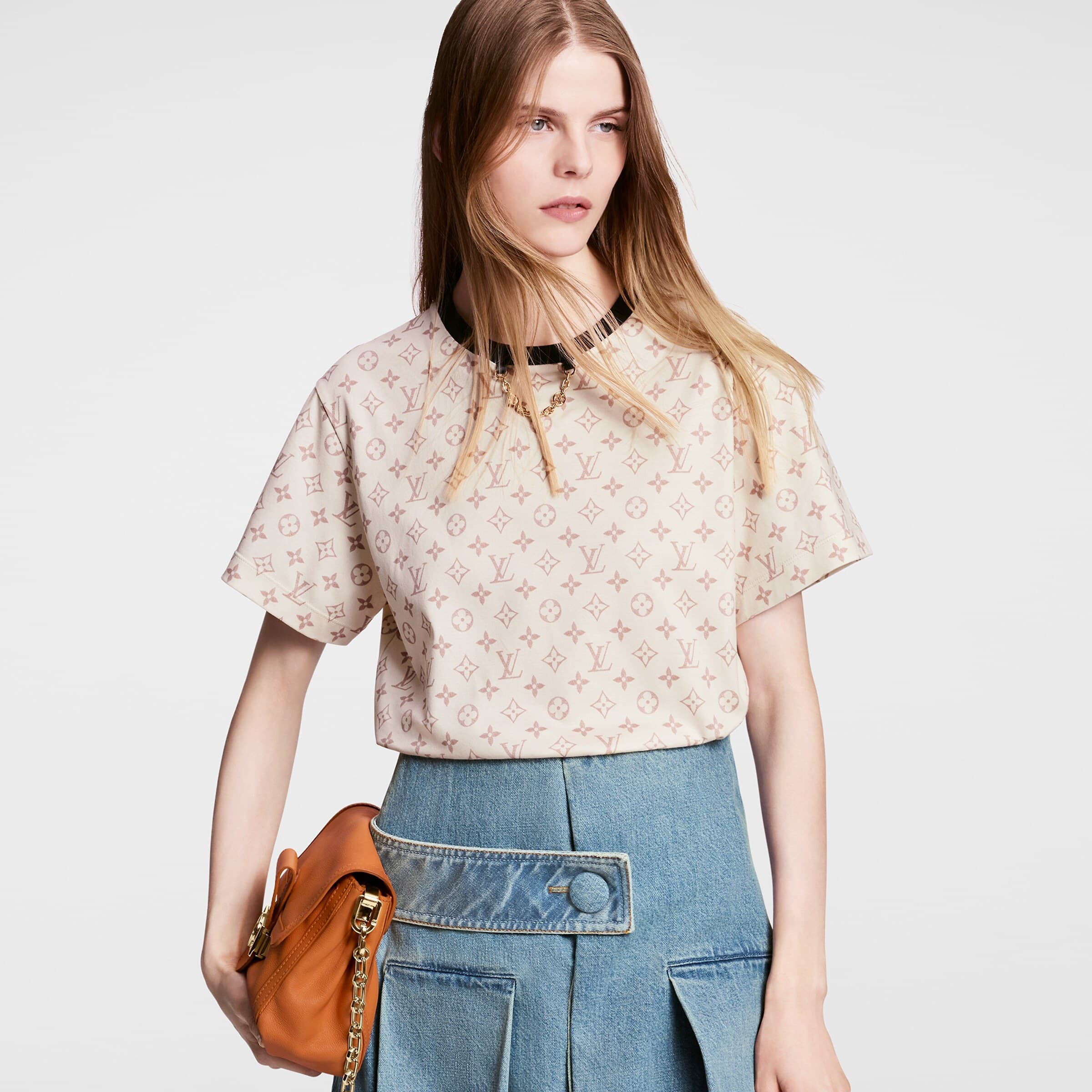 Váy Jeans LV Louis Vuitton Denim Button Tab Pleat Skirt 1AFLXO 5
