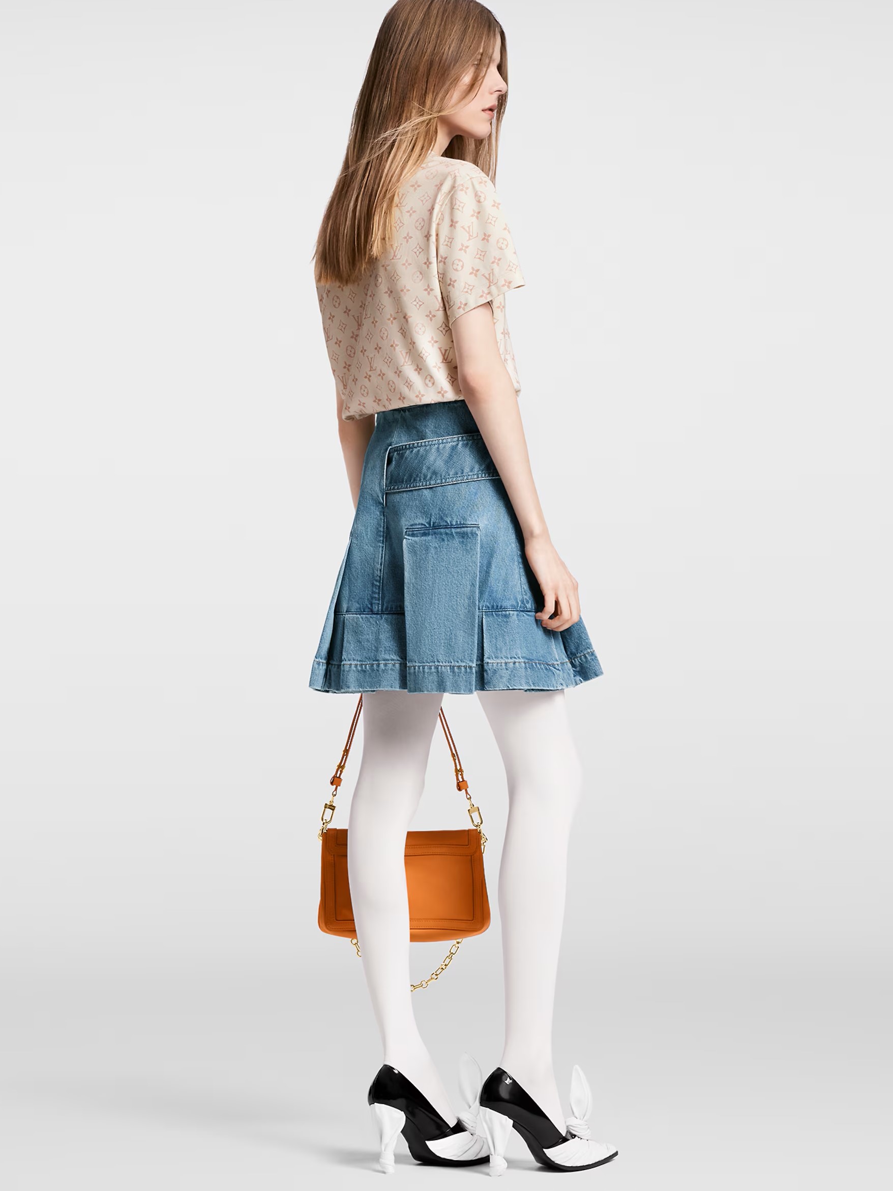 Váy Jeans LV Louis Vuitton Denim Button Tab Pleat Skirt 1AFLXO 9