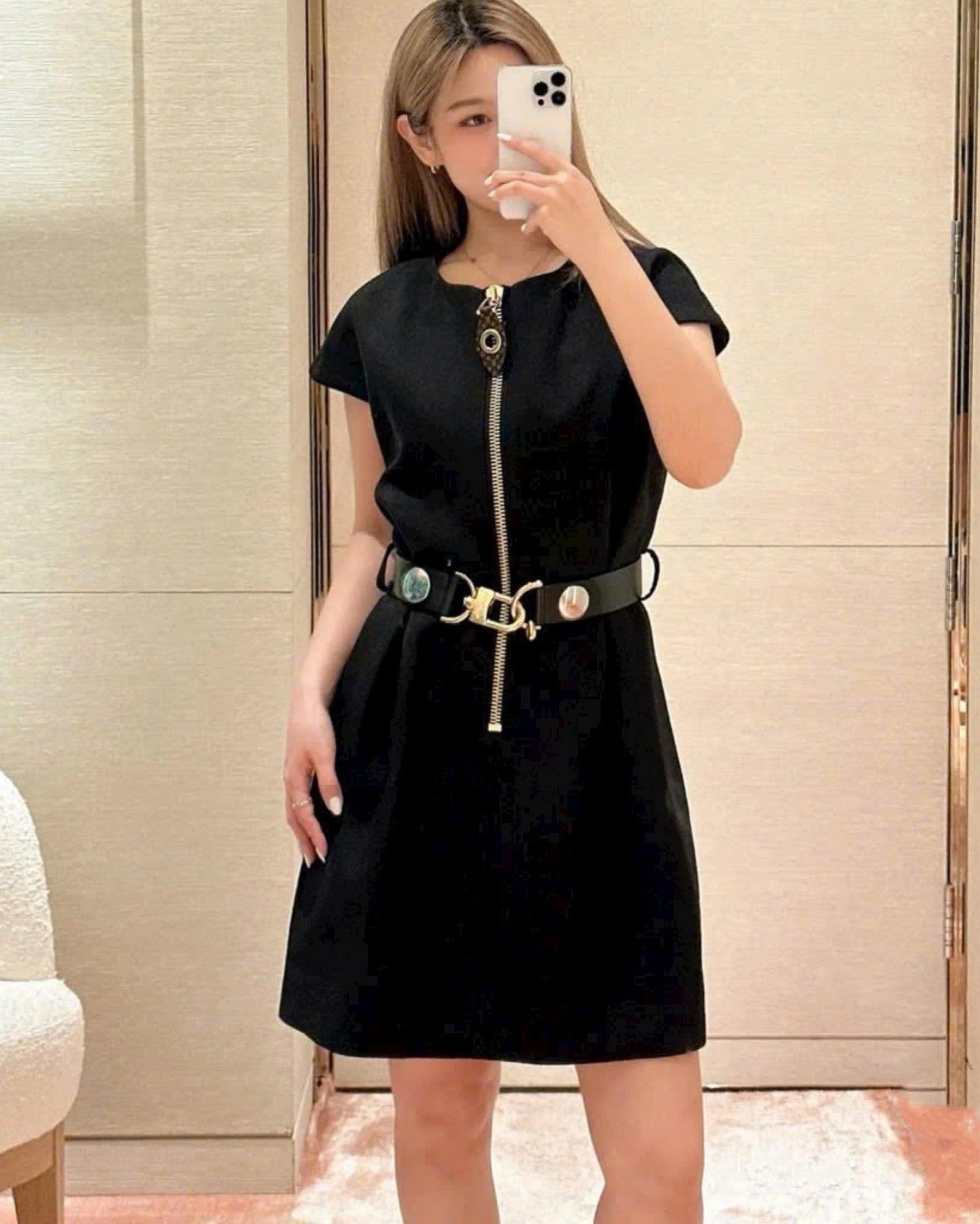 Váy Louis Vuitton XXL Detail Cap Sleeve Dress 1ABQRC 7