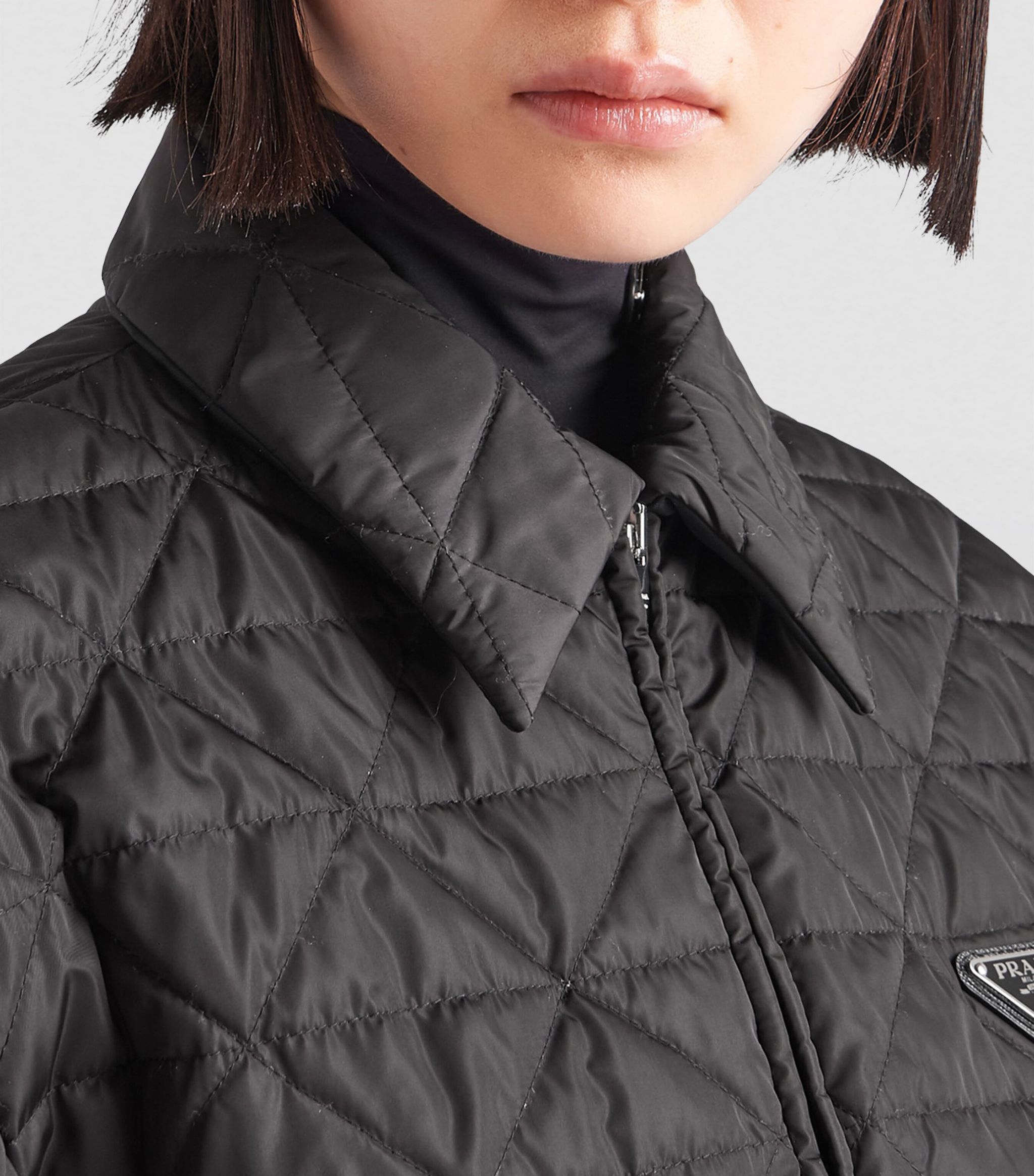 Áo khoác nữ Prada Jacket Re-Nylon Crop Womens Padded Jumper 5