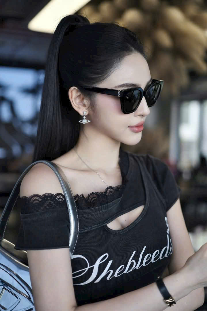Kính mát nữ YSL Yves Saint Laurent mẫu mới nhất 12