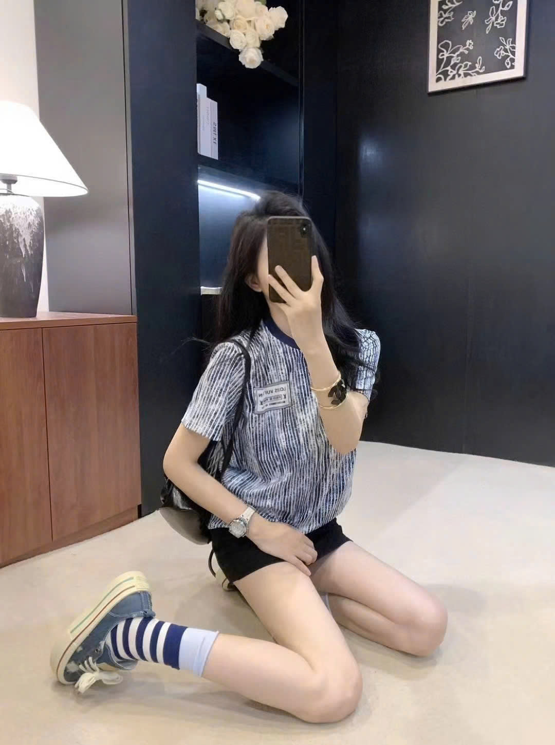 Áo thun LV tay ngắn màu loang 6