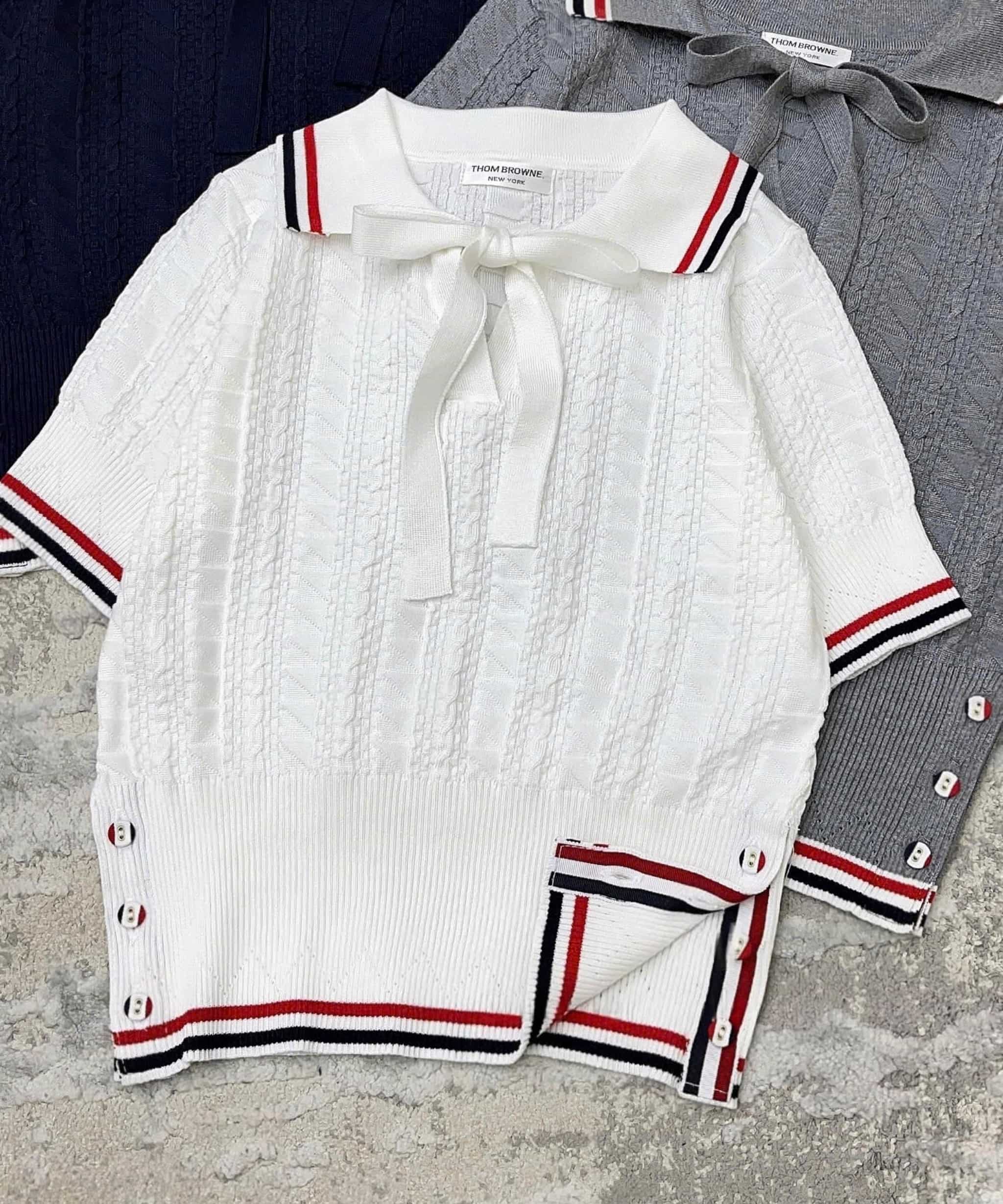 Áo len Thom Browne cổ nơ 6