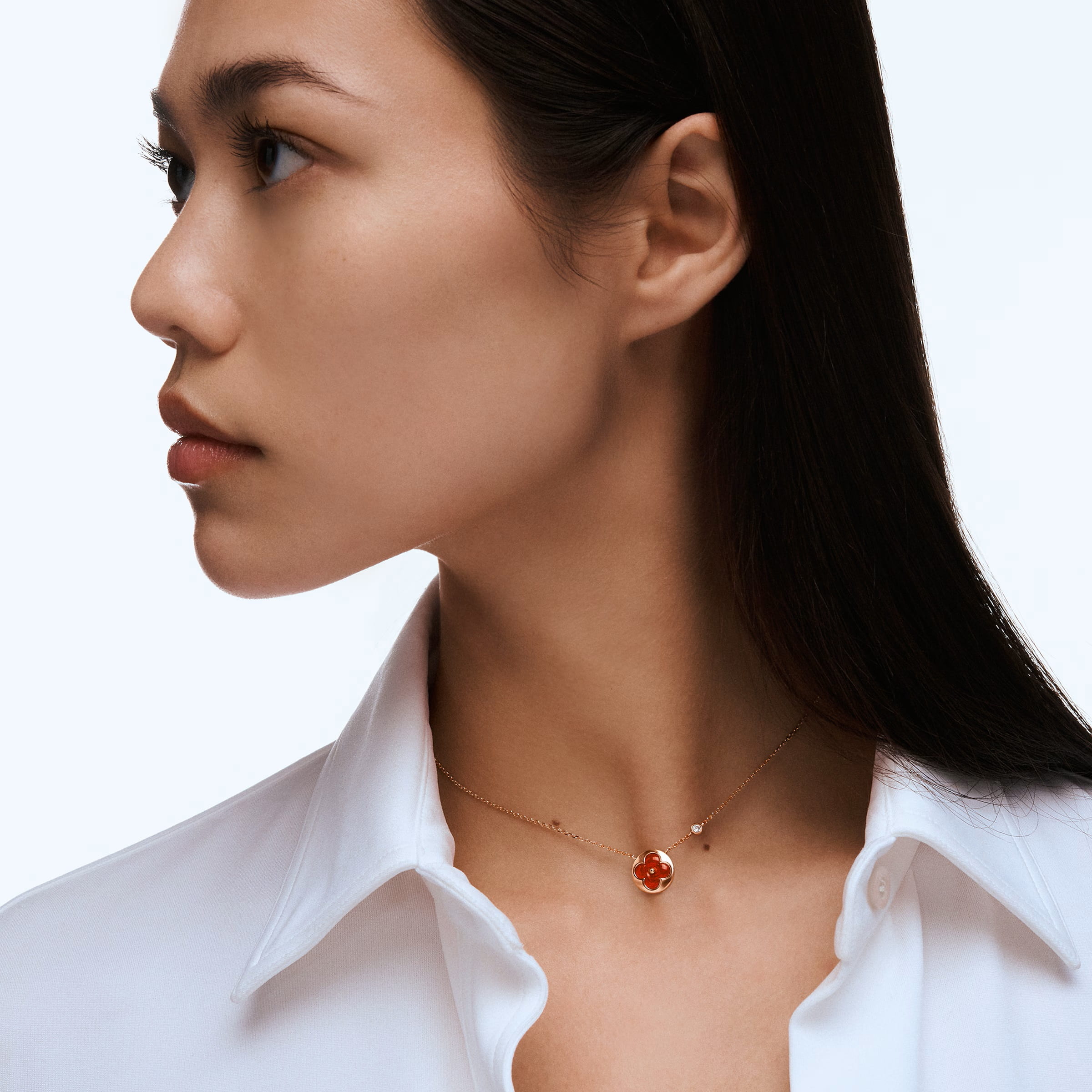 Dây chuyền Louis Vuitton Color Blossom BB Sun Pendant Cornelian and Diamond 3