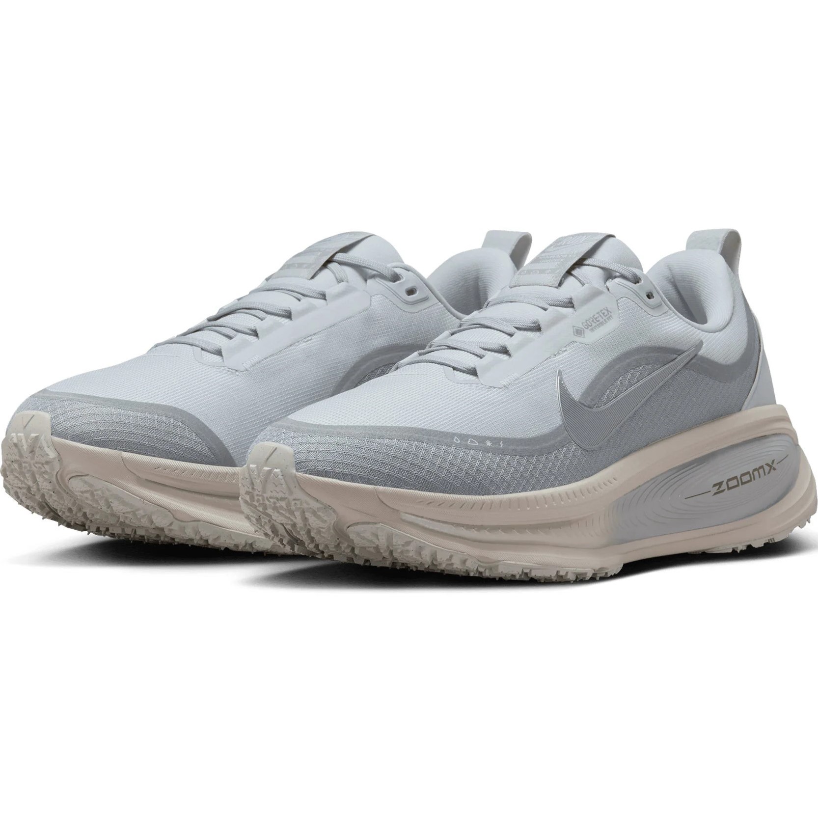Giày Nike Vomero 18 Road Running Shoes With Reflective Accents Pure Platinum HQ7001-003 4