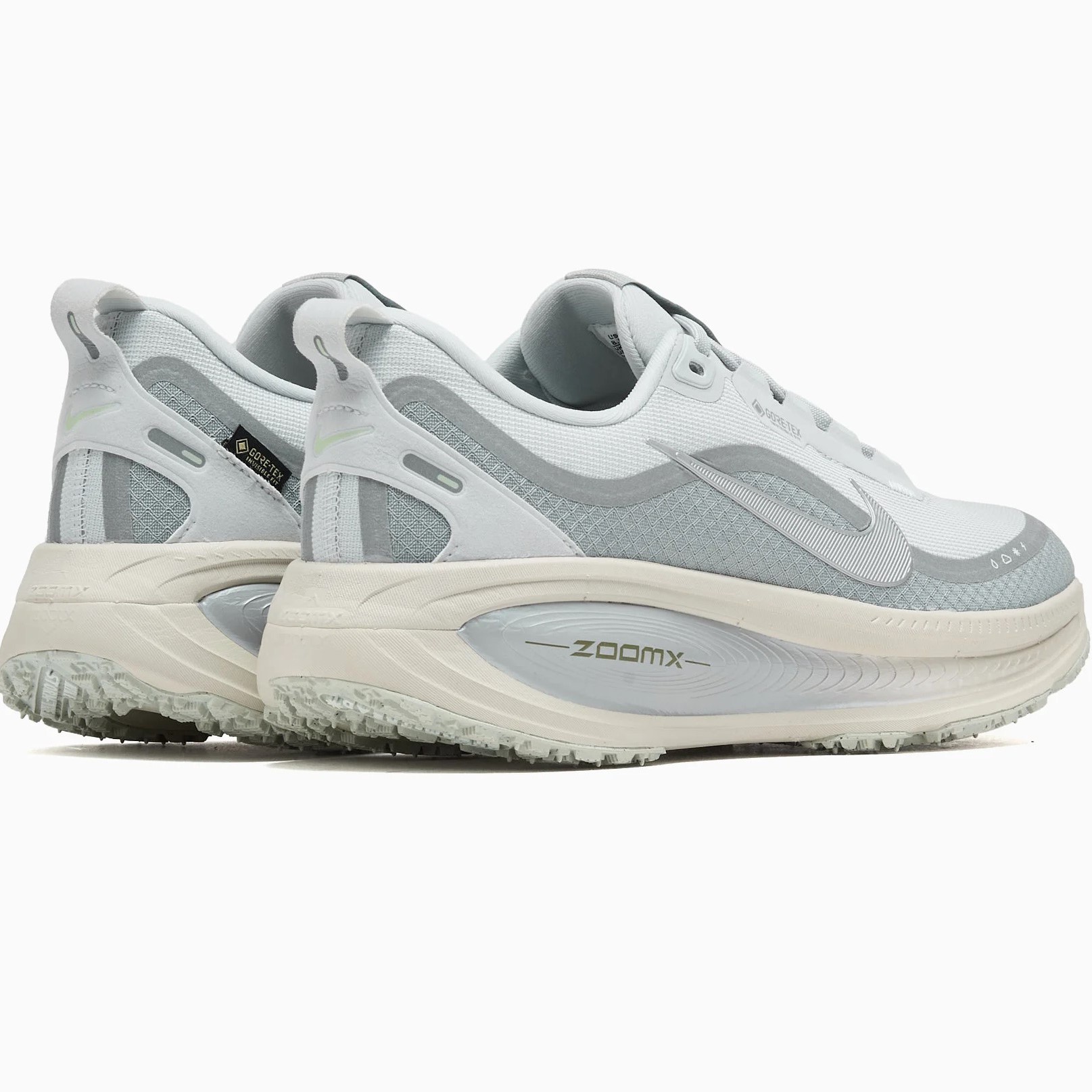 Giày Nike Vomero 18 Road Running Shoes With Reflective Accents Pure Platinum HQ7001-003 10