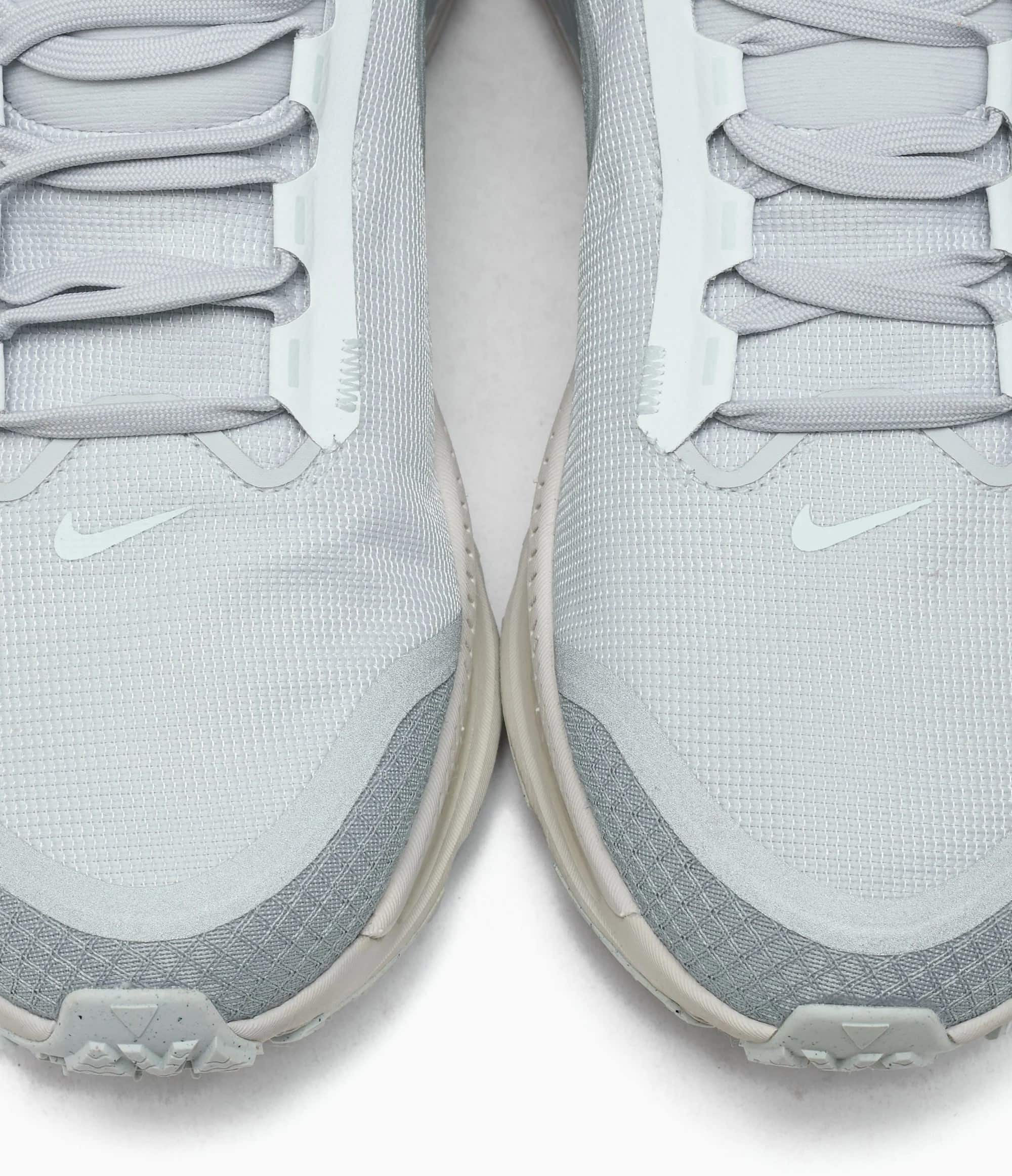 Giày Nike Vomero 18 Road Running Shoes With Reflective Accents Pure Platinum HQ7001-003 11