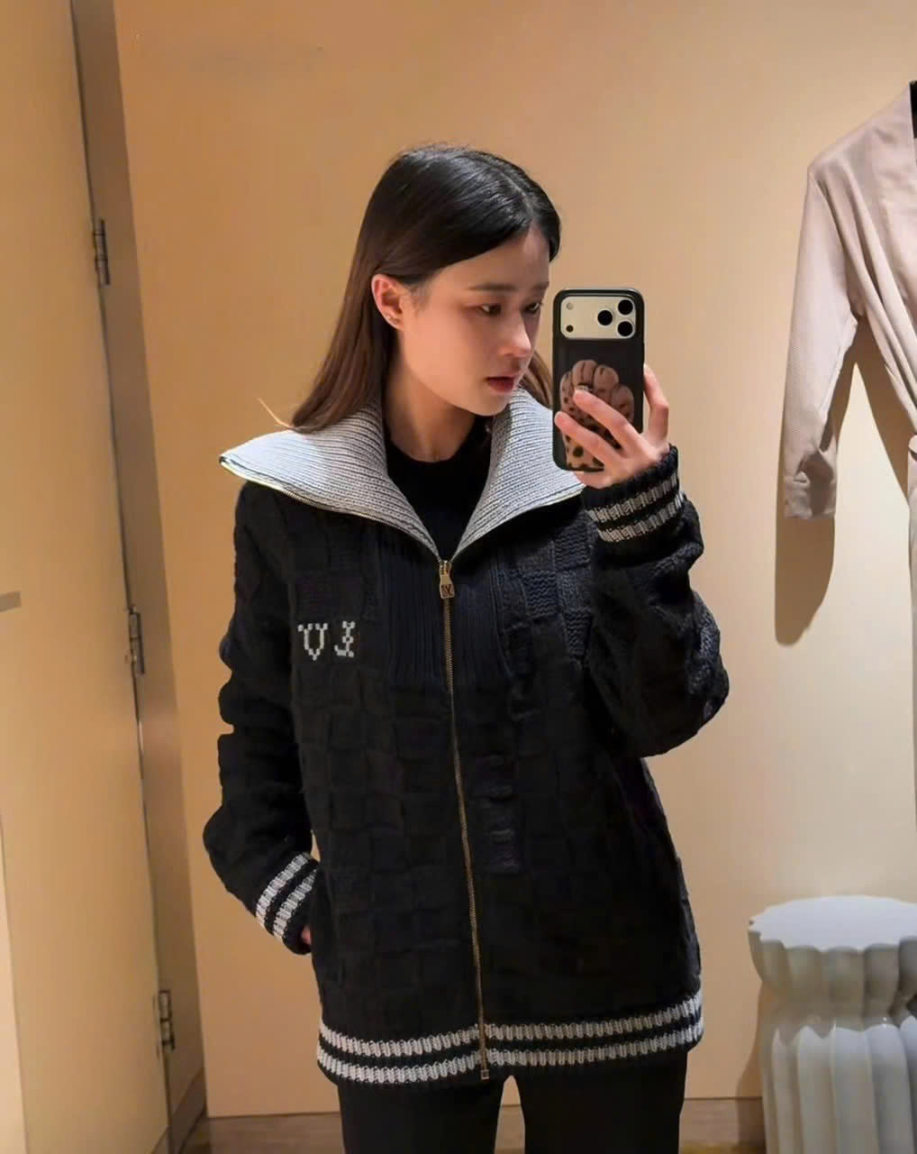 Áo khoác unisex LV Louis Vuitton Knitted Jacket With Damier Pattern 7
