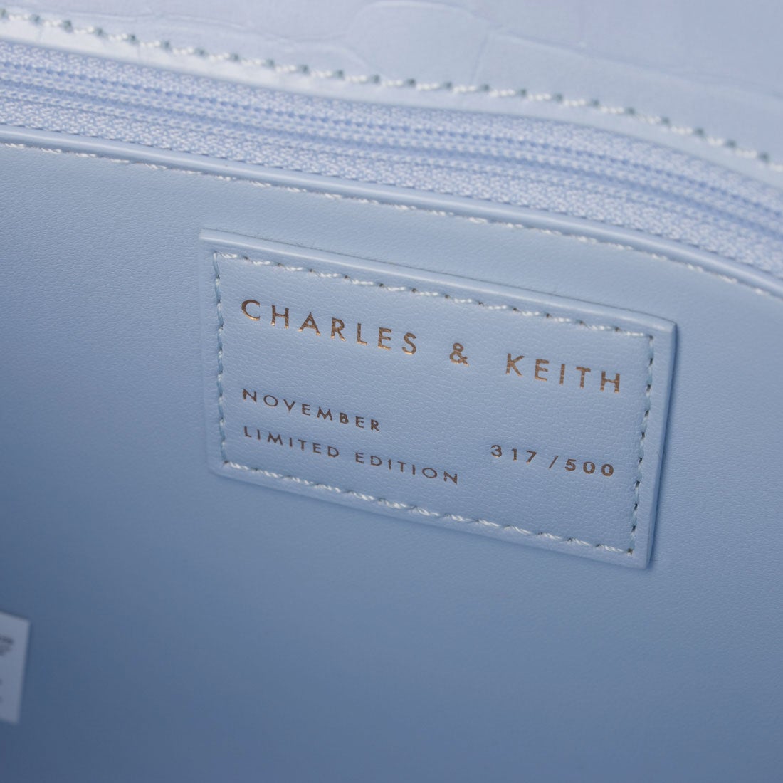 TÚI ĐEO CHÉO NỮ CHARLES KEITH MARISE CROC - EFFECT TRAPEZE BAG - BLUE | TÚI CNK FULL BOX QUÀ TẶNG 1