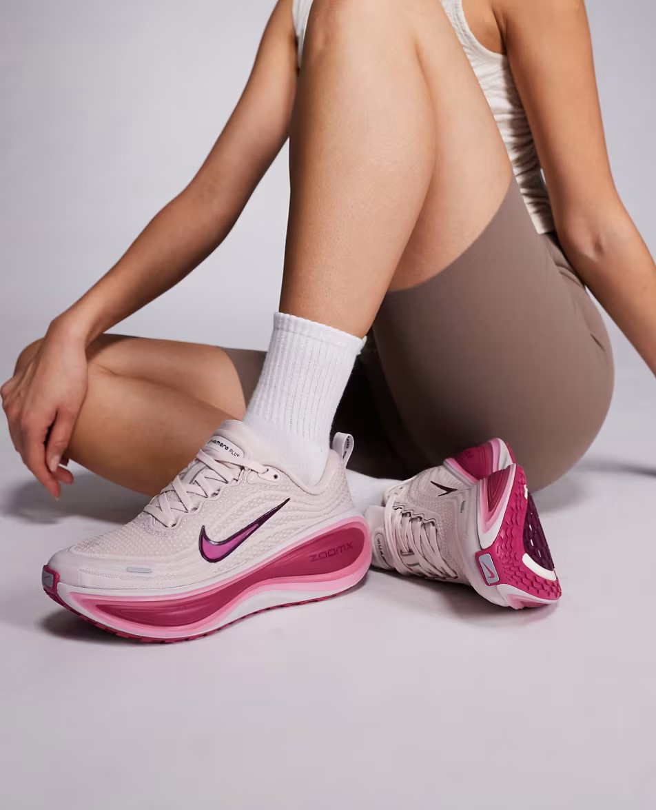 Giày Nike nữ Vomero Plus Womens Road Running Shoes Silt Red Sweet Beet HV8154-602 14