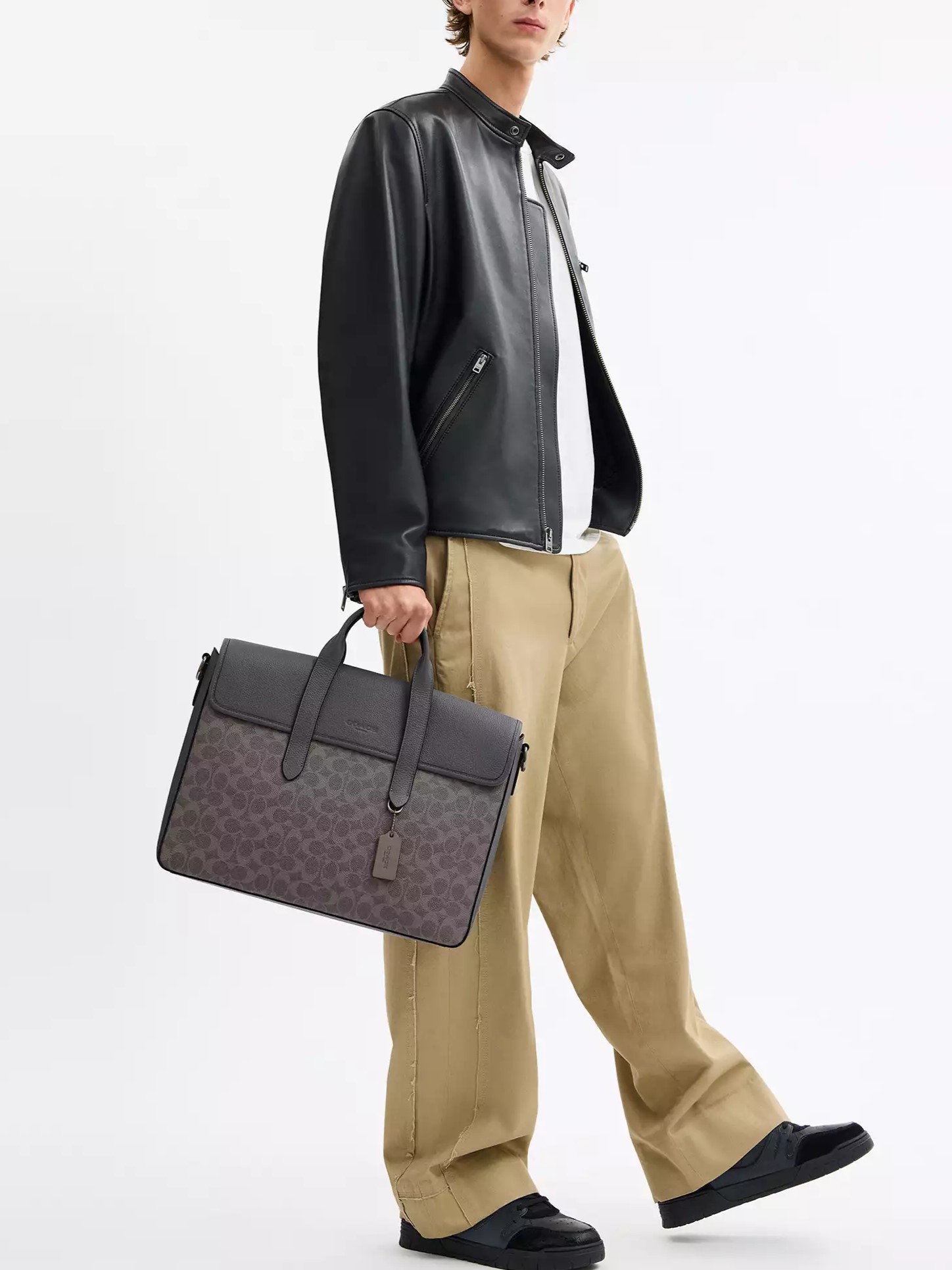 Túi Coach Sullivan Portfolio Brief In Signature Canvas Grey Charcoal CZ402 1