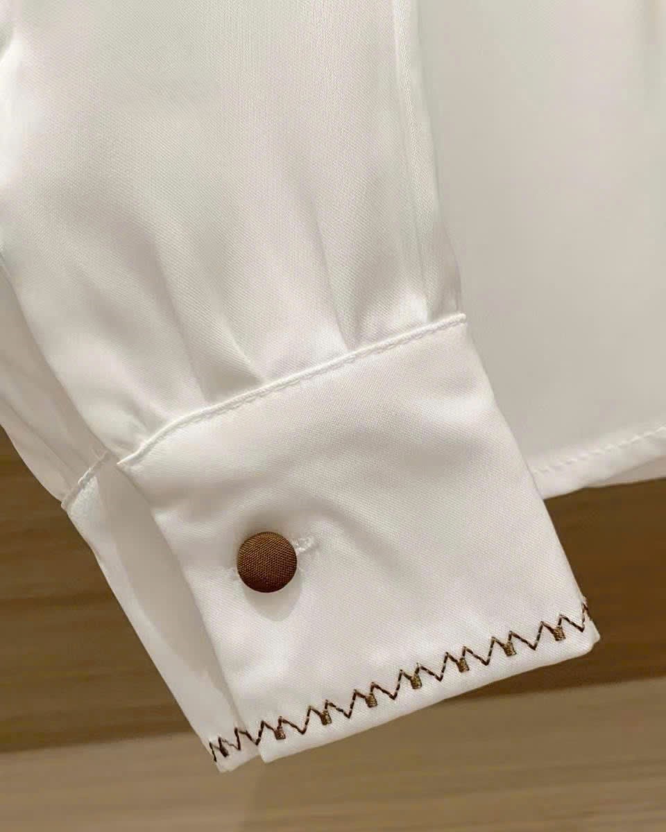 Áo sơ mi lụa tay dài màu trắng kem Polo 11