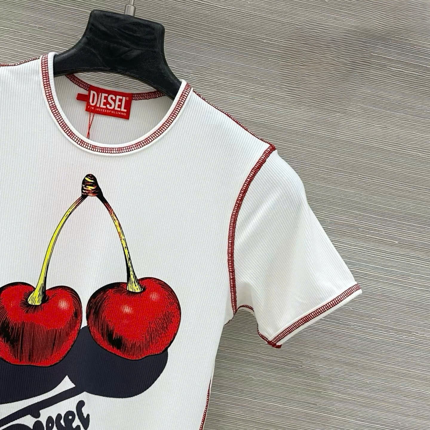 Áo Diesel Slim Cotton T-shirt With Cherry Print White 2