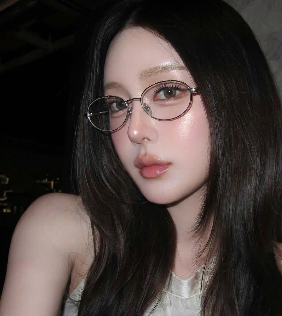 Mắt Kính Chanel Oval Silver Frame Eyeglasses 7