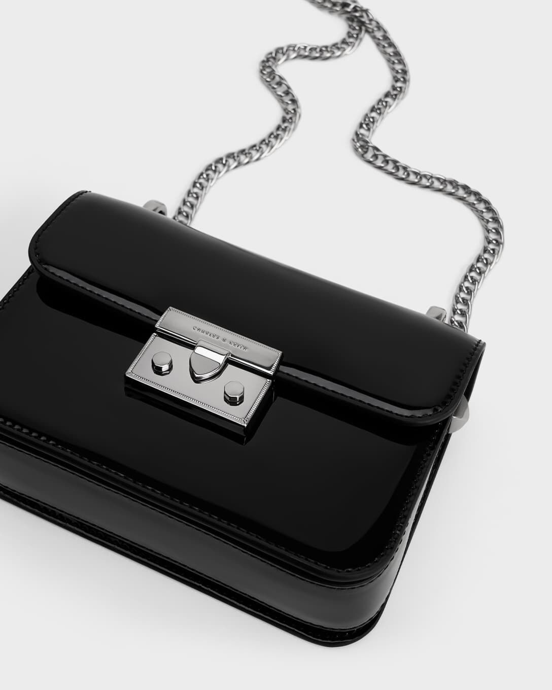 TÚI XÁCH NỮ CHARLES KEITH ALVA PATENT PUSH-LOCK CHAIN BAG BLACK CK2-80701391 1