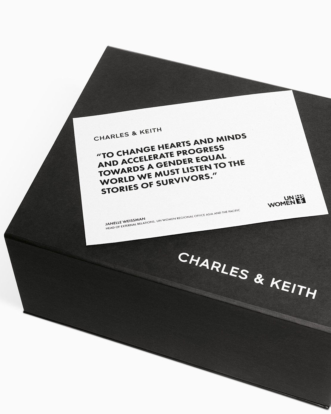 TÚI XÁCH NỮ CHARLES KEITH ALVA PATENT PUSH-LOCK CHAIN BAG BLACK CK2-80701391 2