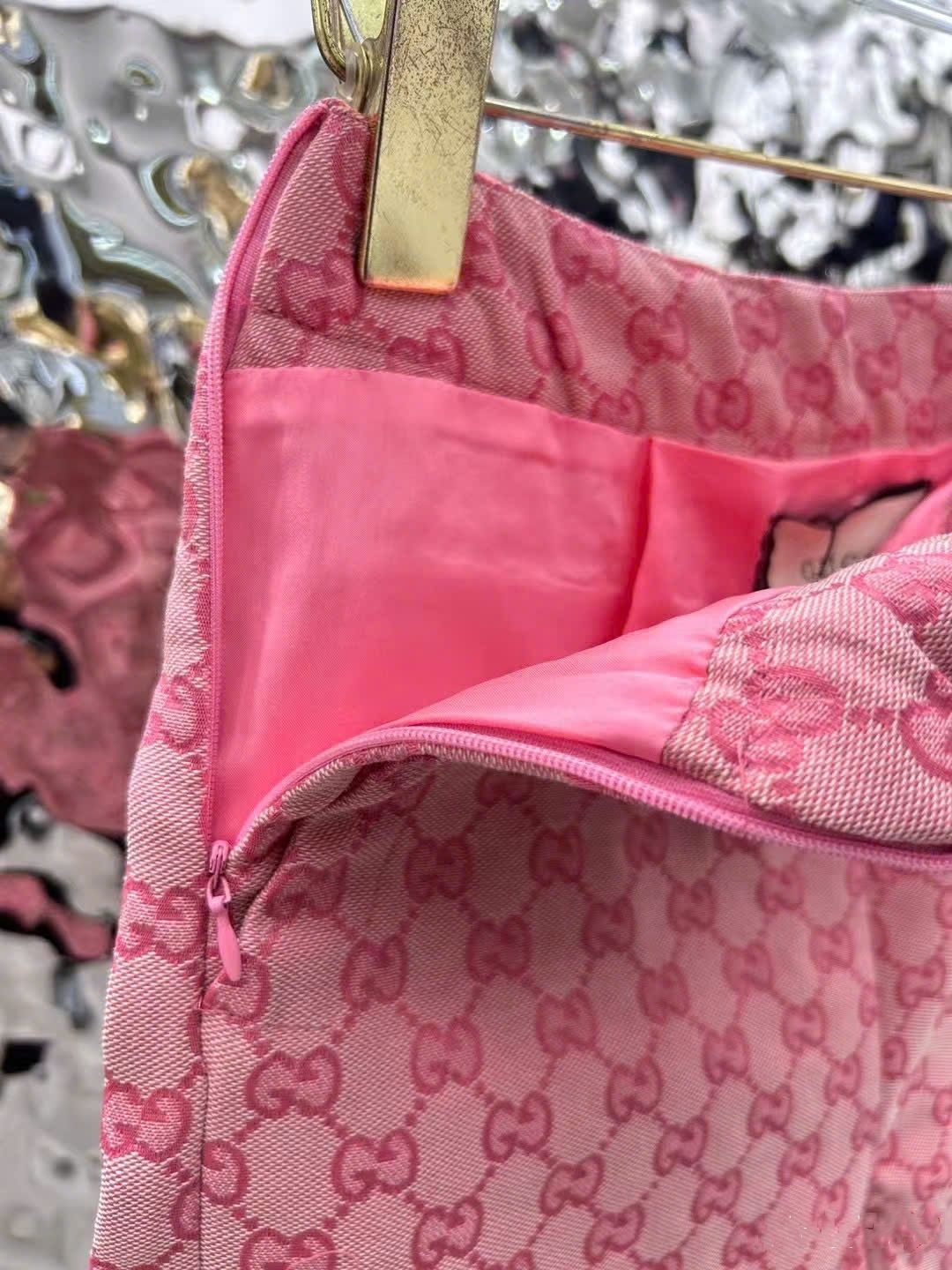 Quần short nữ lưng cao Gucci màu hồng 3