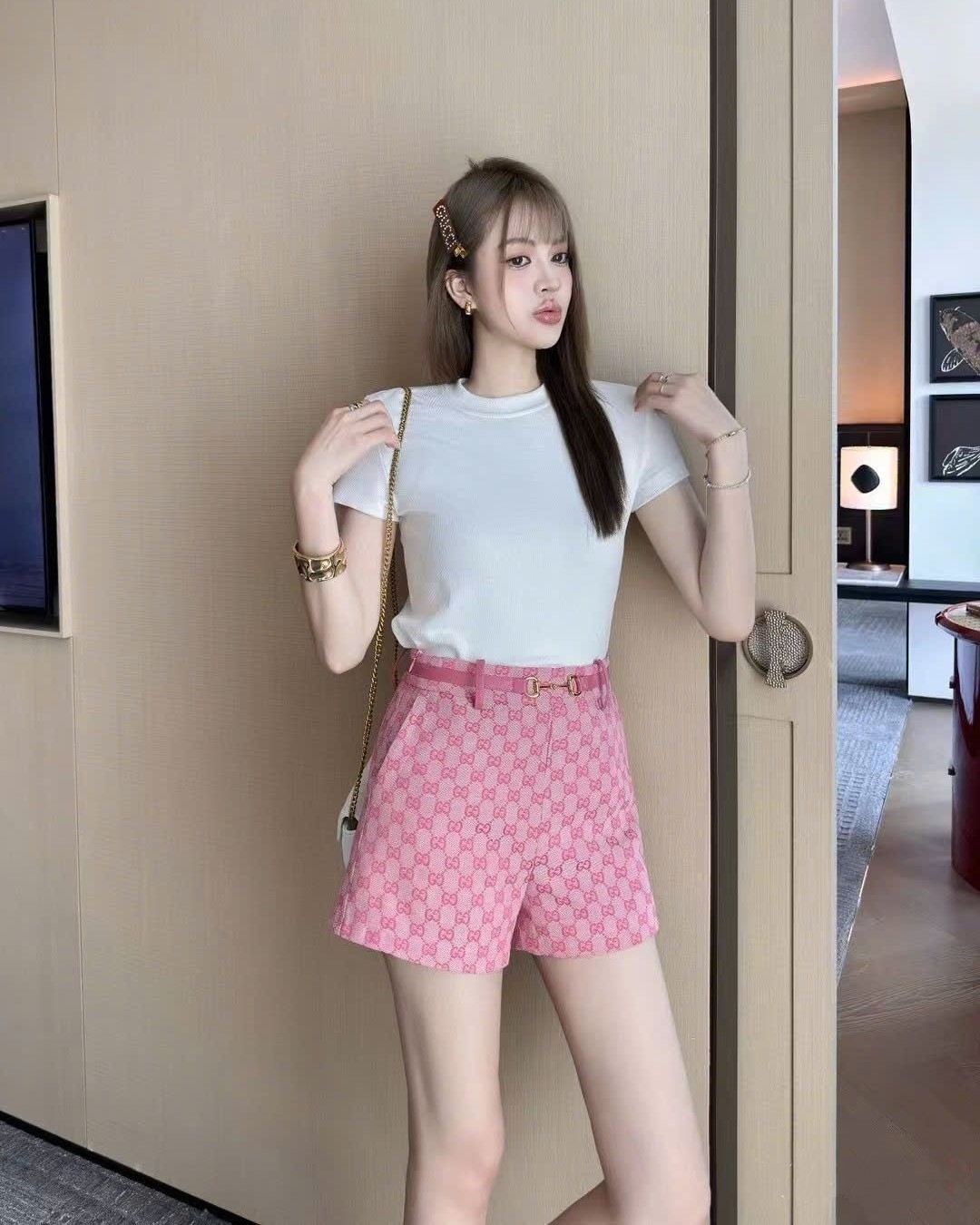 Quần short nữ lưng cao Gucci màu hồng 5