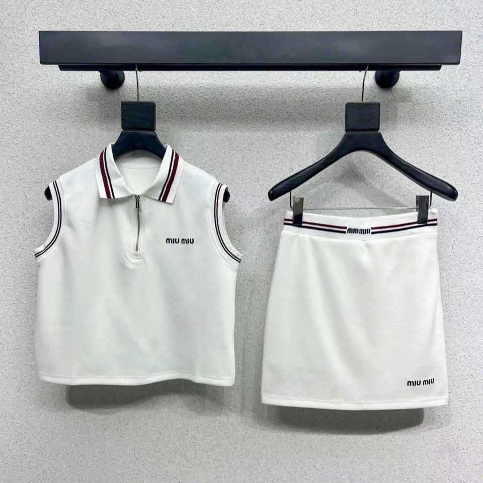 Set bộ nữ áo sát nách váy ôm ngắn Miu Miu 6