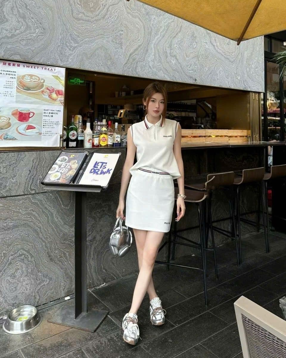 Set bộ nữ áo sát nách váy ôm ngắn Miu Miu 8