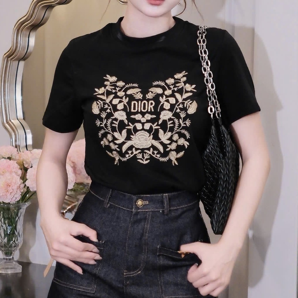 Áo họa tiết nữ tay ngắn Dior 1