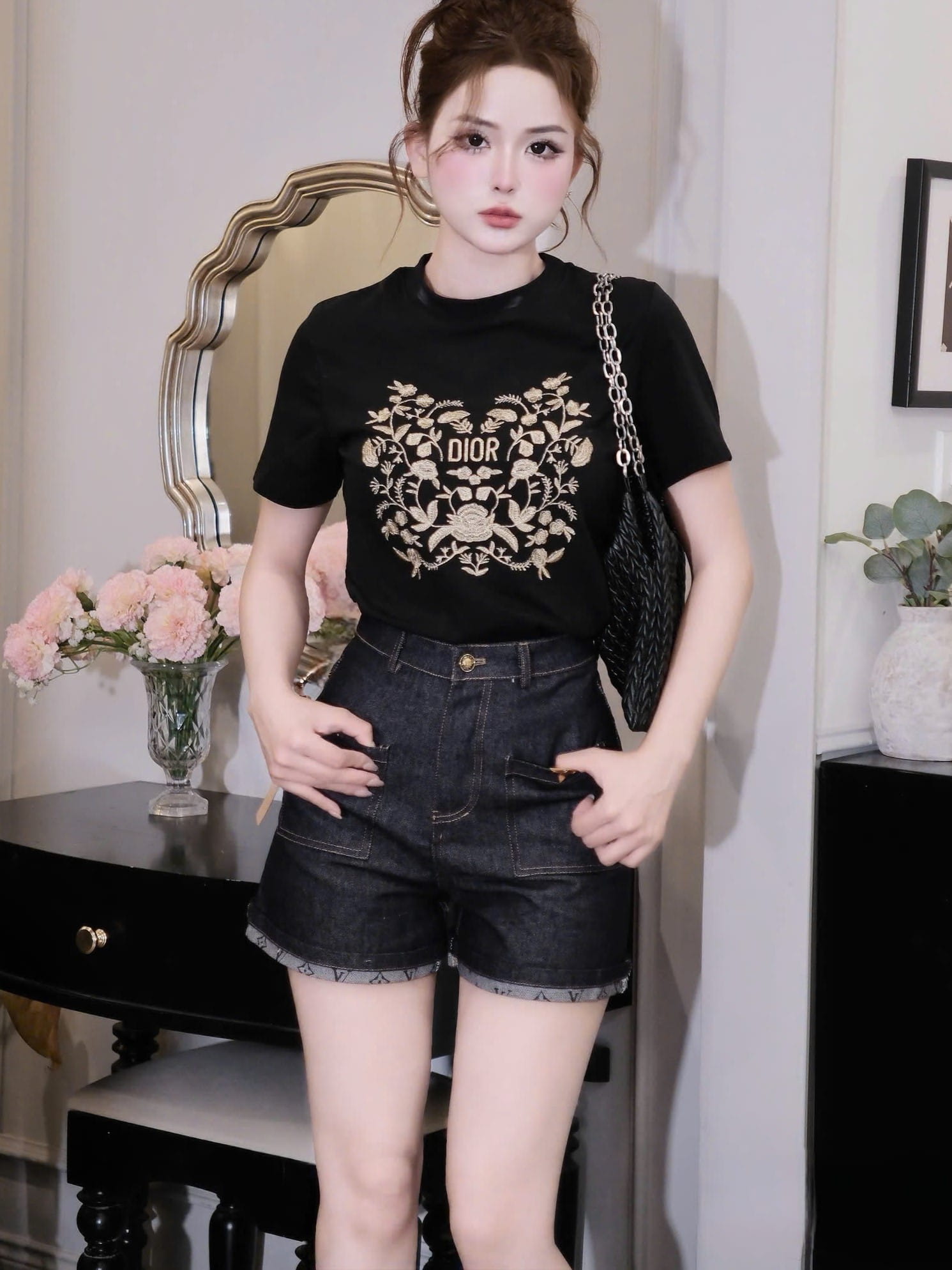 Áo họa tiết nữ tay ngắn Dior 9
