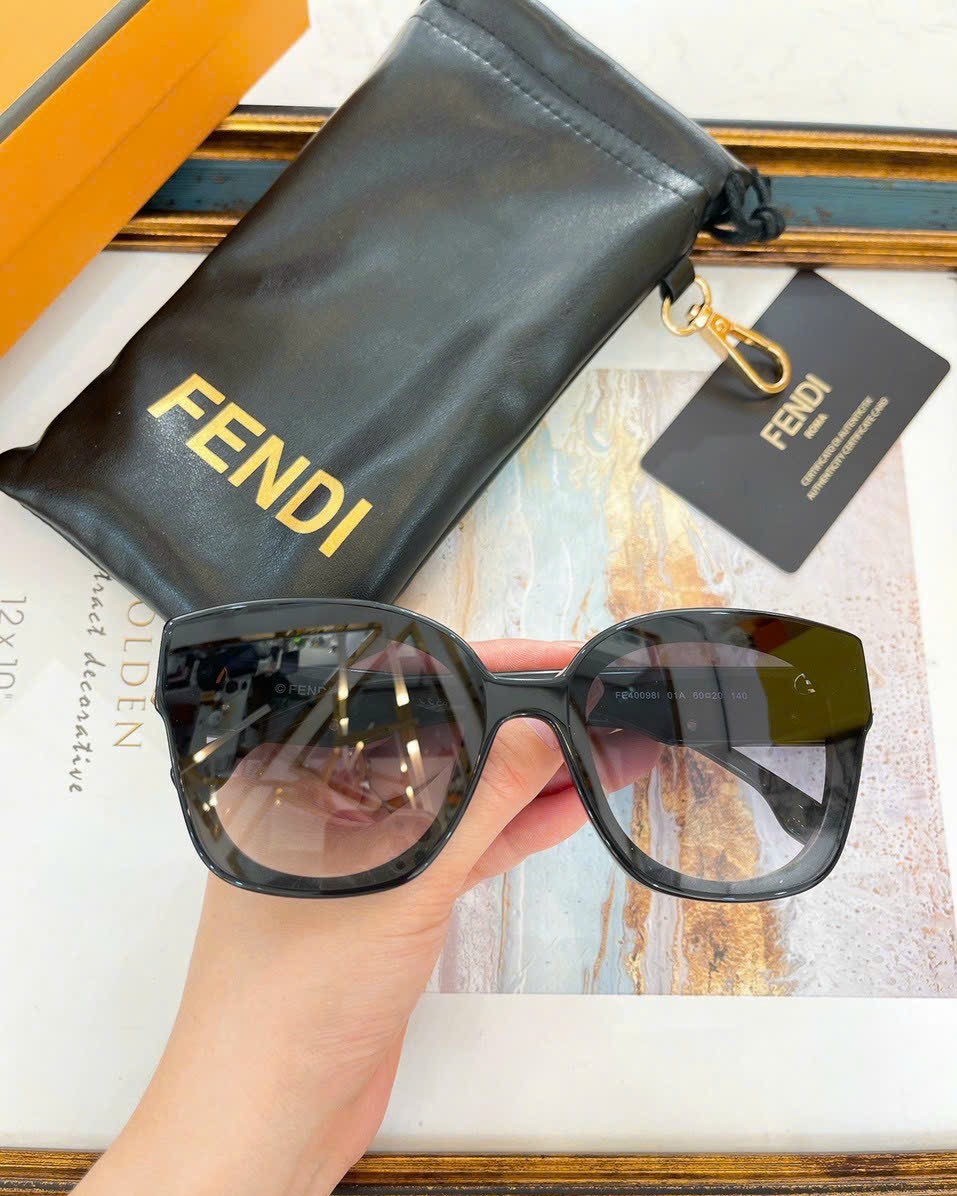 Fendi First oversized square-frame gold-tone sunglasses